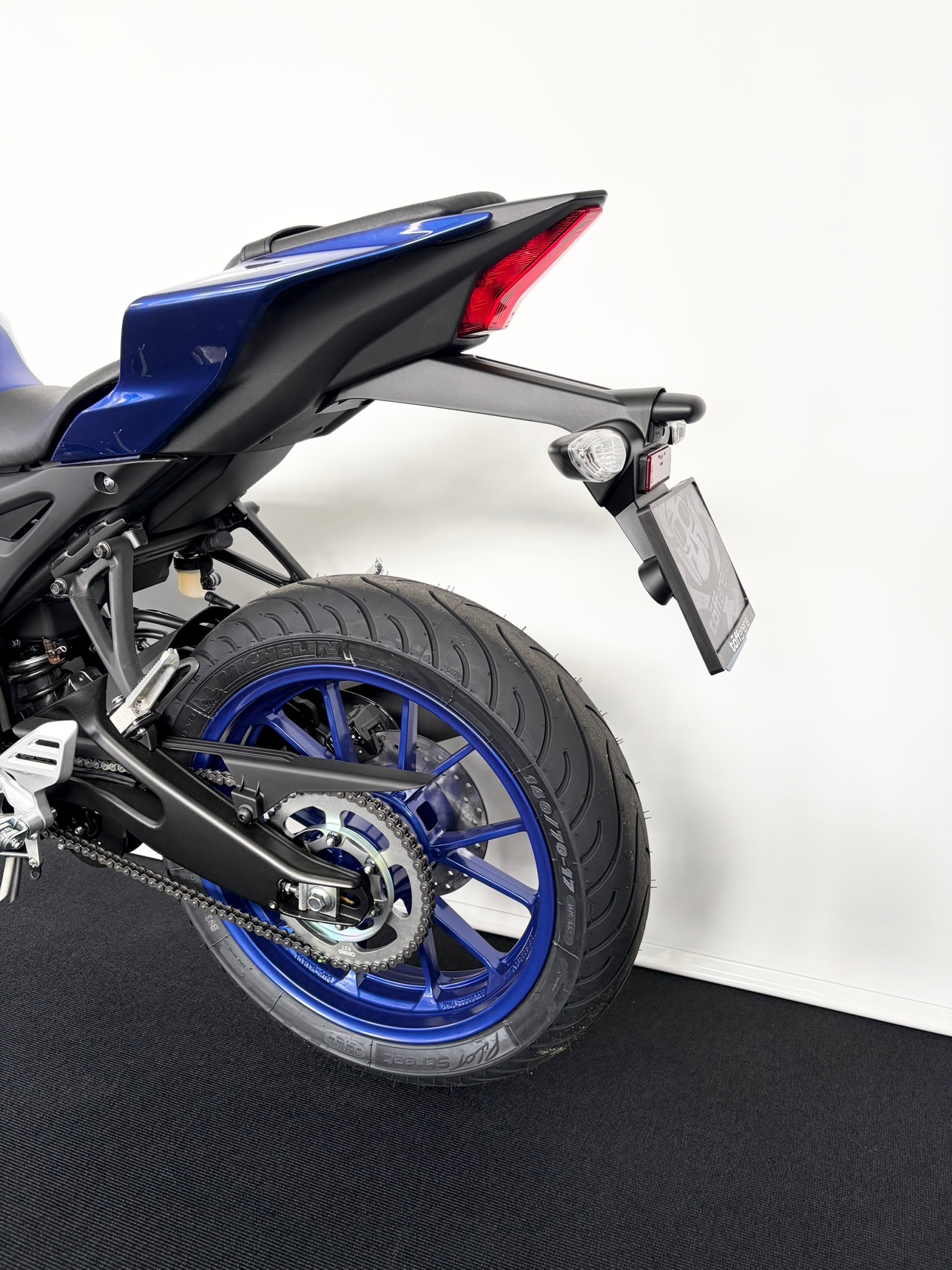 YAMAHA YZF-R 125 ABS-image-3