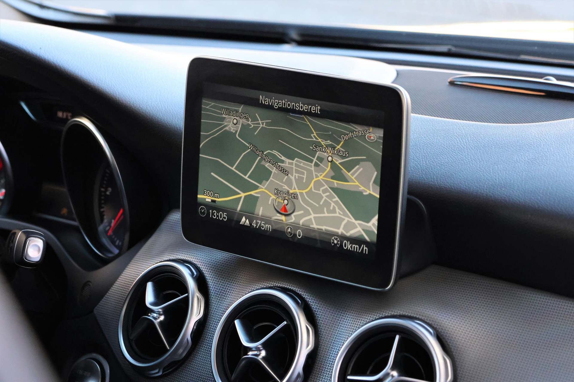MERCEDES-BENZ GLA 200 d Swiss Star Edition Urban 4Matic 7G-DCT (CH)-image-20