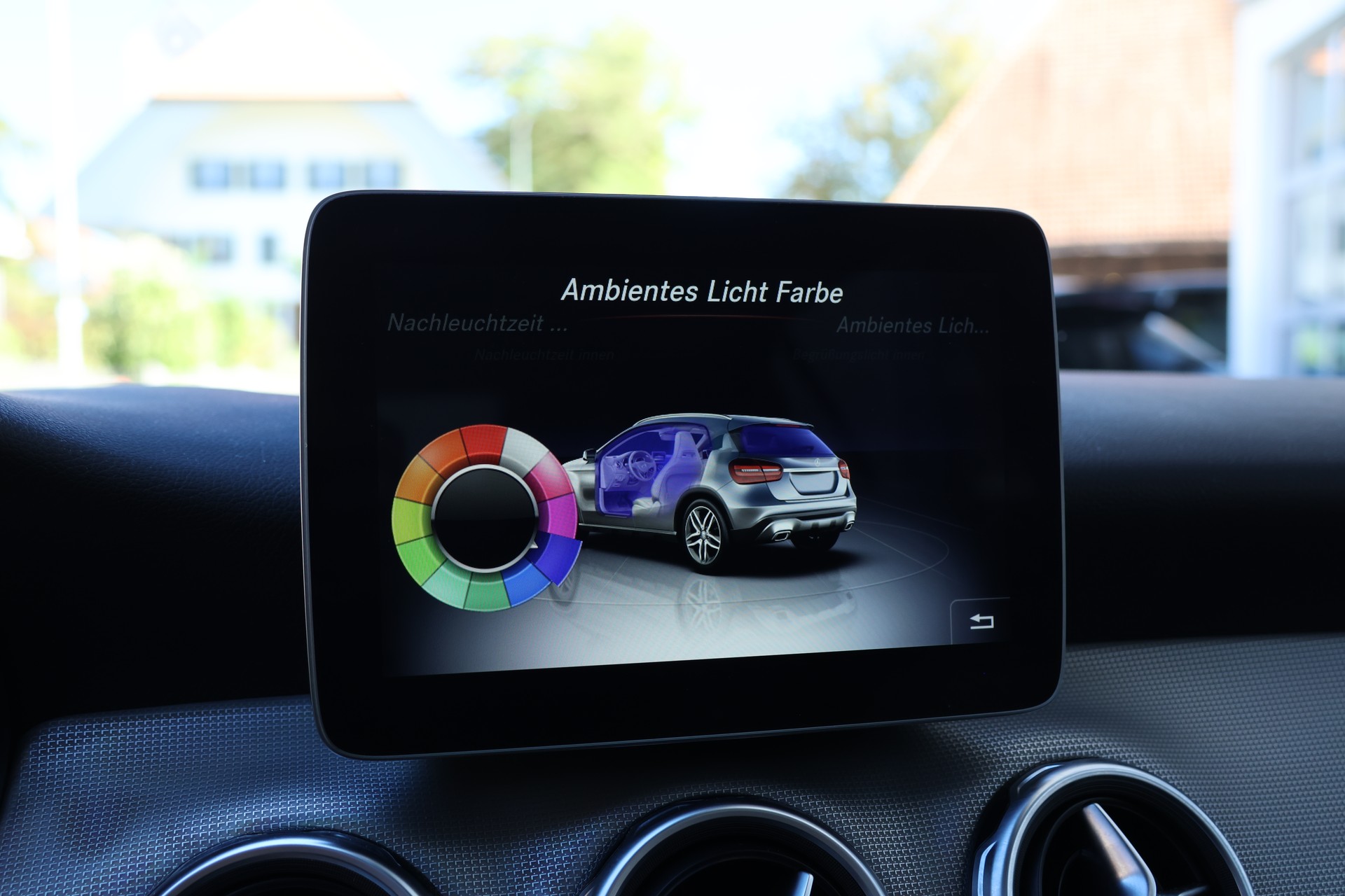 MERCEDES-BENZ GLA 200 d Swiss Star Edition Urban 4Matic 7G-DCT (CH)-image-24