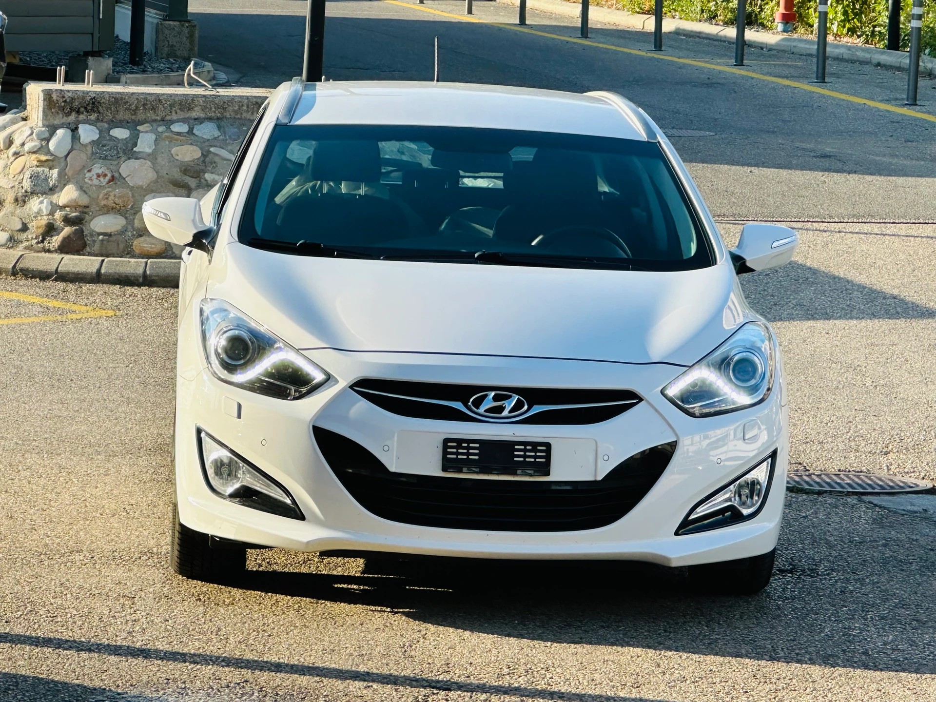 HYUNDAI i40 Wagon 1.7 CRDI Premium Automatic-showroom-element-2