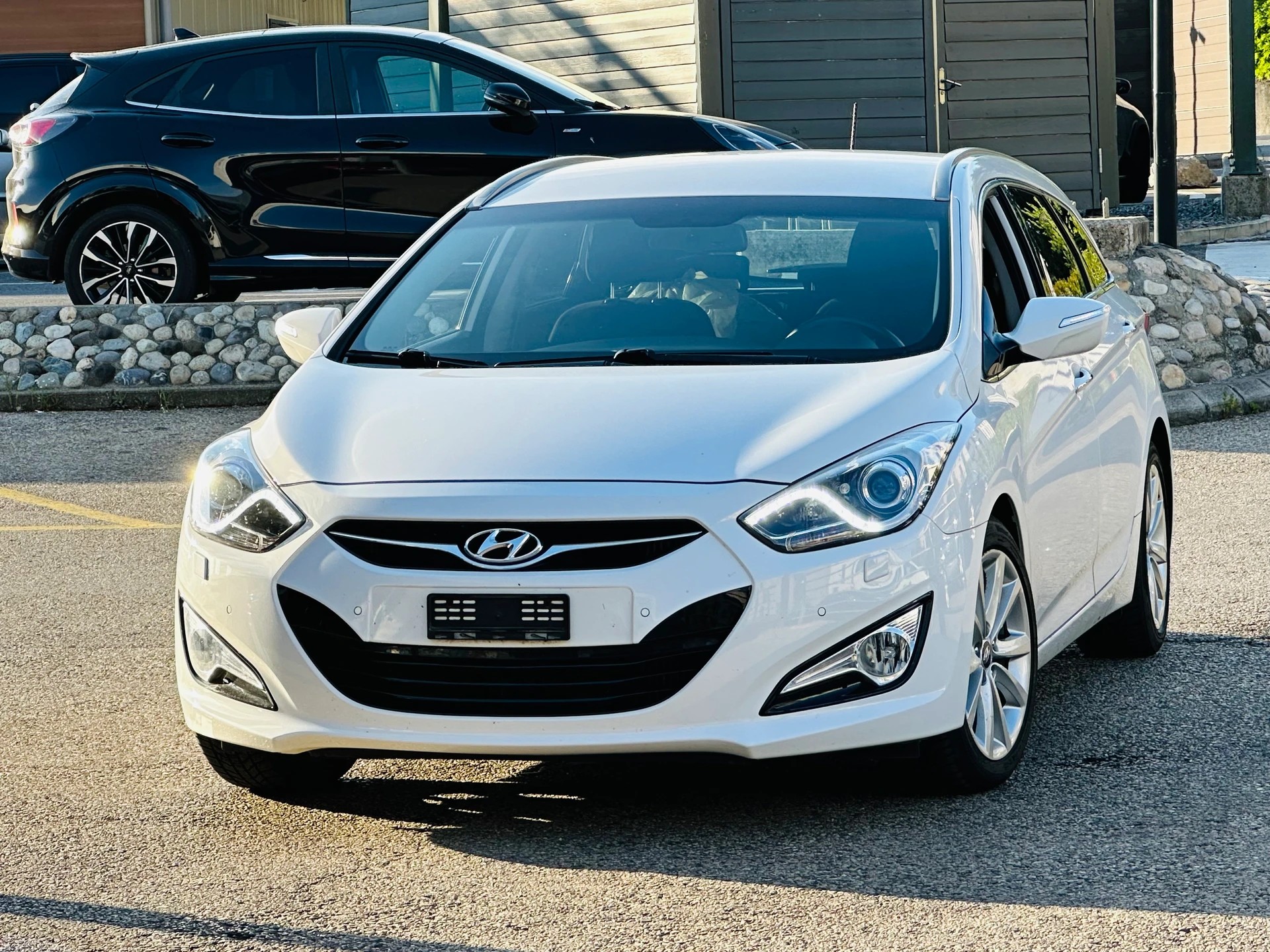 HYUNDAI i40 Wagon 1.7 CRDI Premium Automatic-showroom-element-1