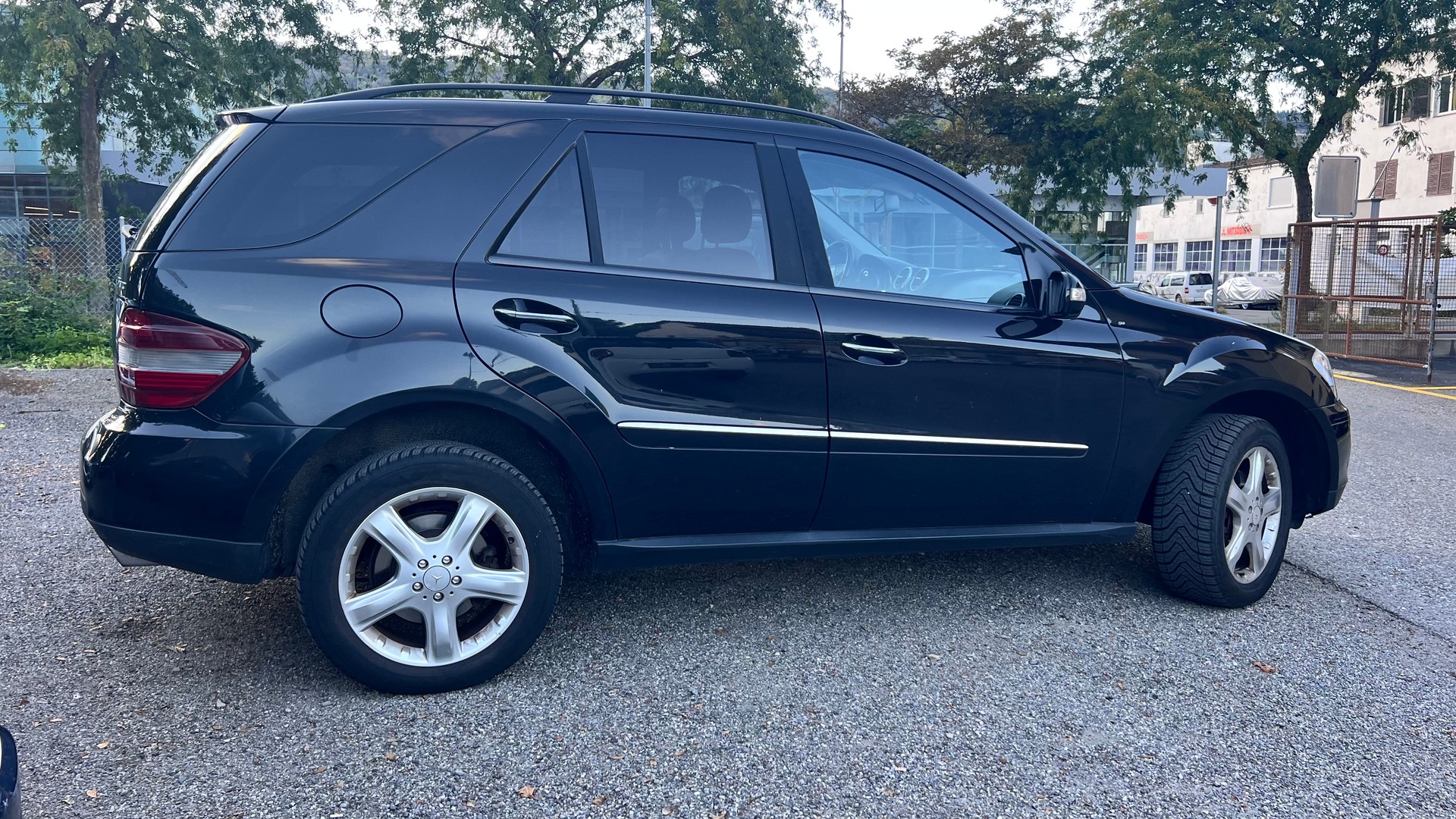 MERCEDES-BENZ ML 320 CDI 4Matic Edition7G-Tronic-image-2