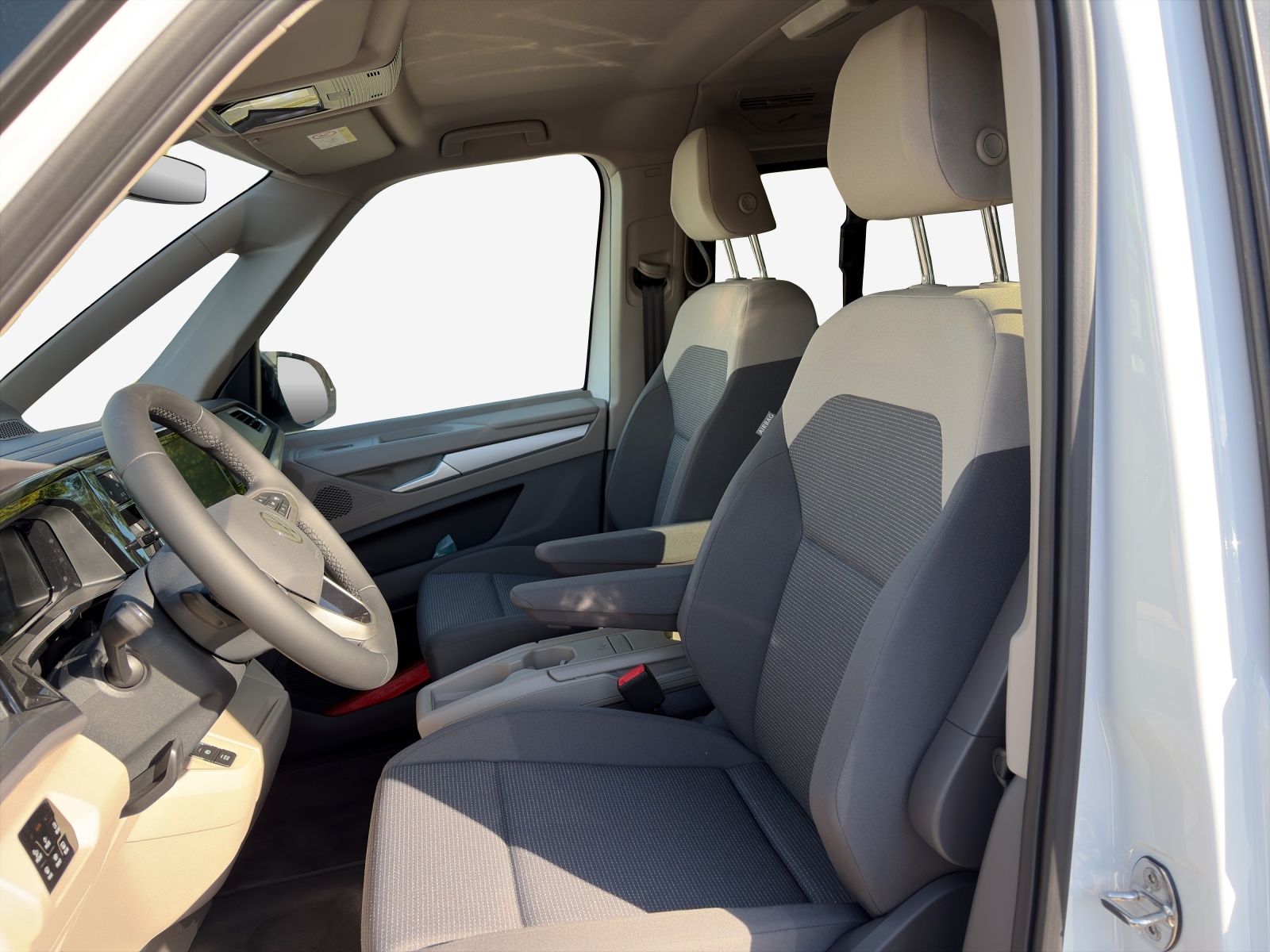 VW Multivan 2.0 TDI Liberty DSG-image-7