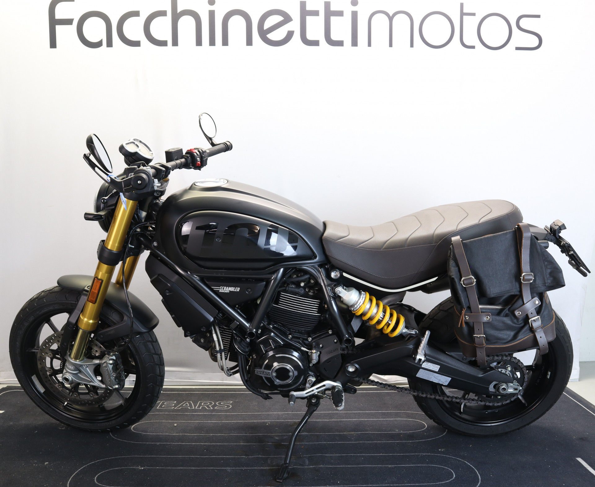 DUCATI Scrambler 1100 Sport Pro-showroom-element-1