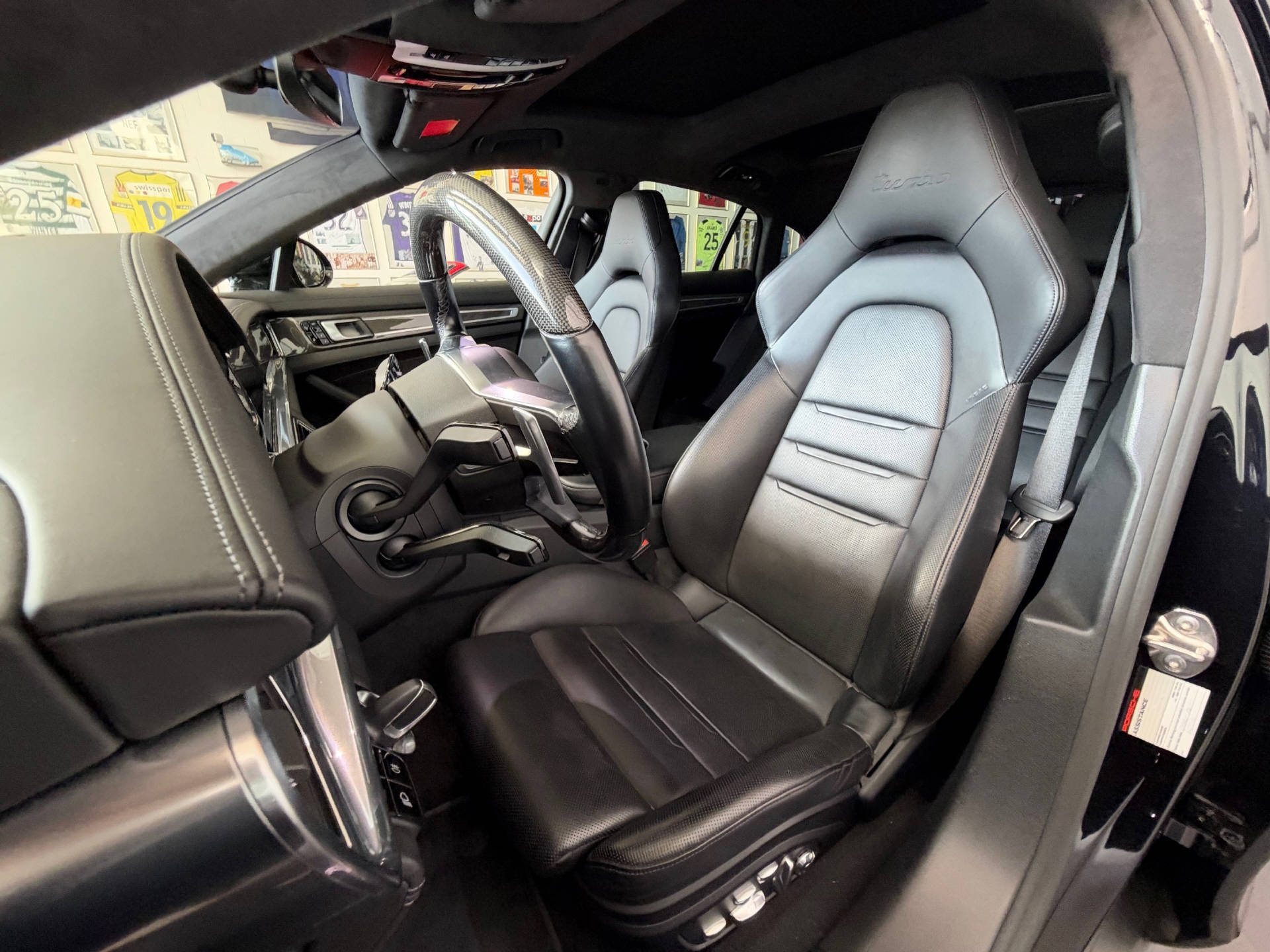 PORSCHE Panamera 4.0 V8 Turbo-image-11