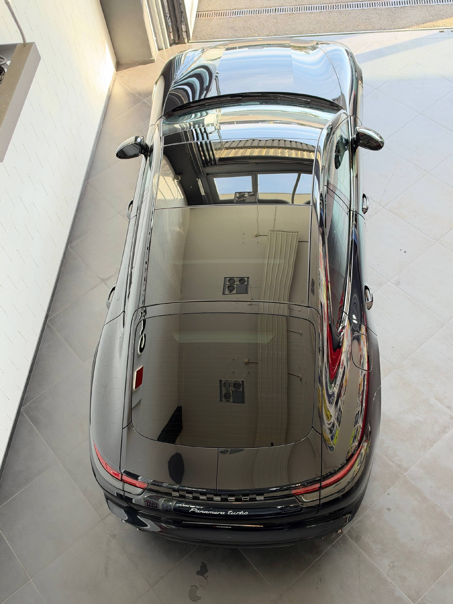 PORSCHE Panamera 4.0 V8 Turbo-image-9