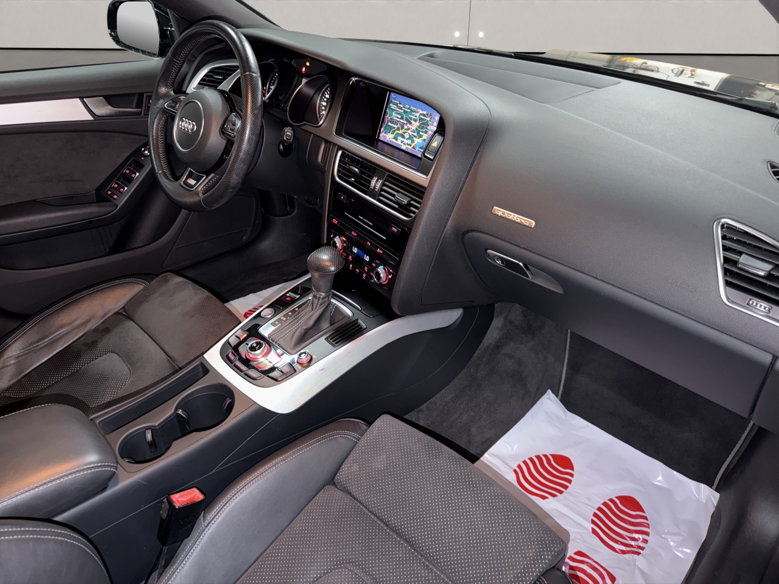 AUDI A5 Sportback 2.0 TDI quattro S-tronic / S-line-image-11