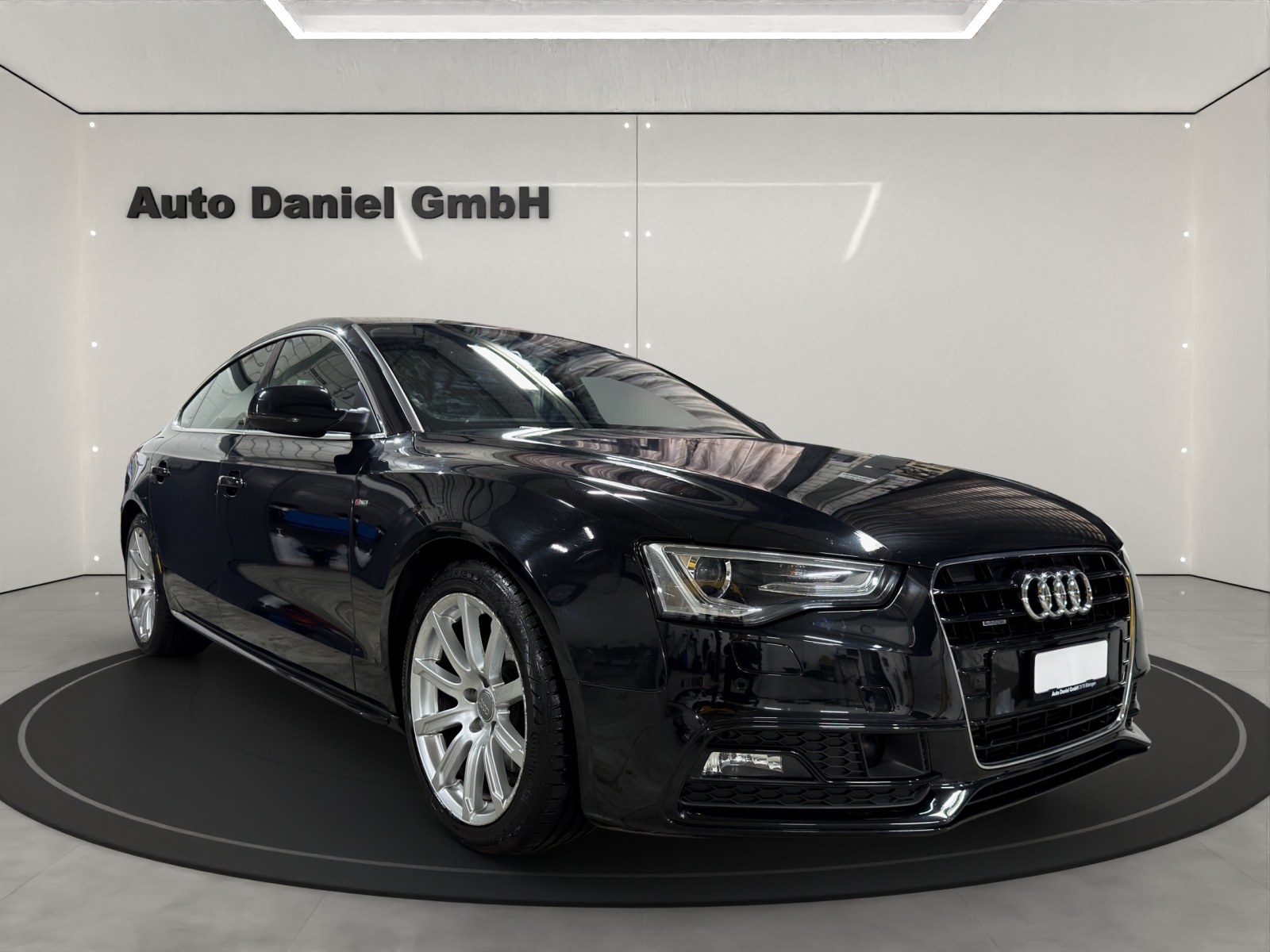 AUDI A5 Sportback 2.0 TDI quattro S-tronic / S-line-showroom-element-3