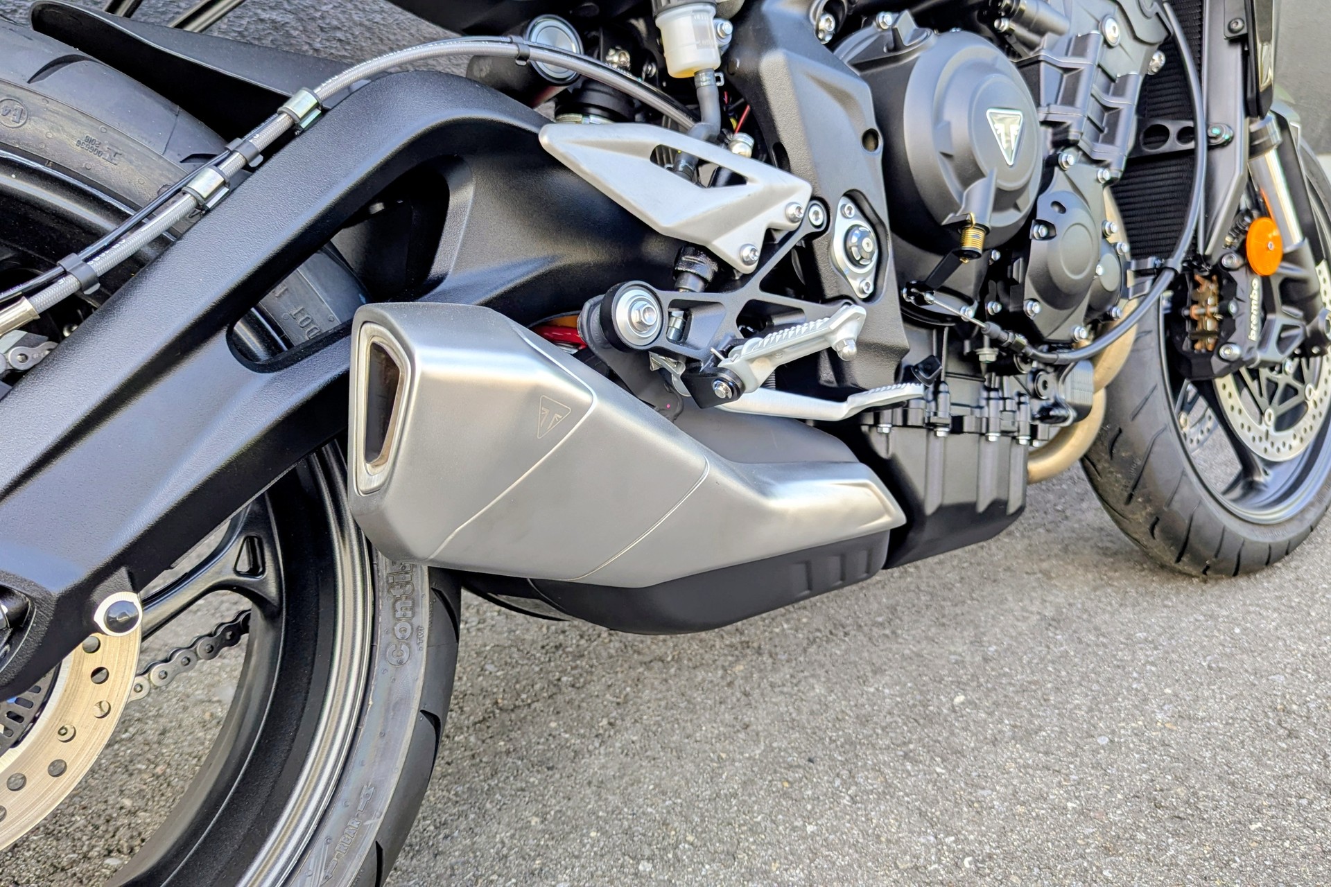 TRIUMPH Street Triple 765 R A2 (35kW)-image-9