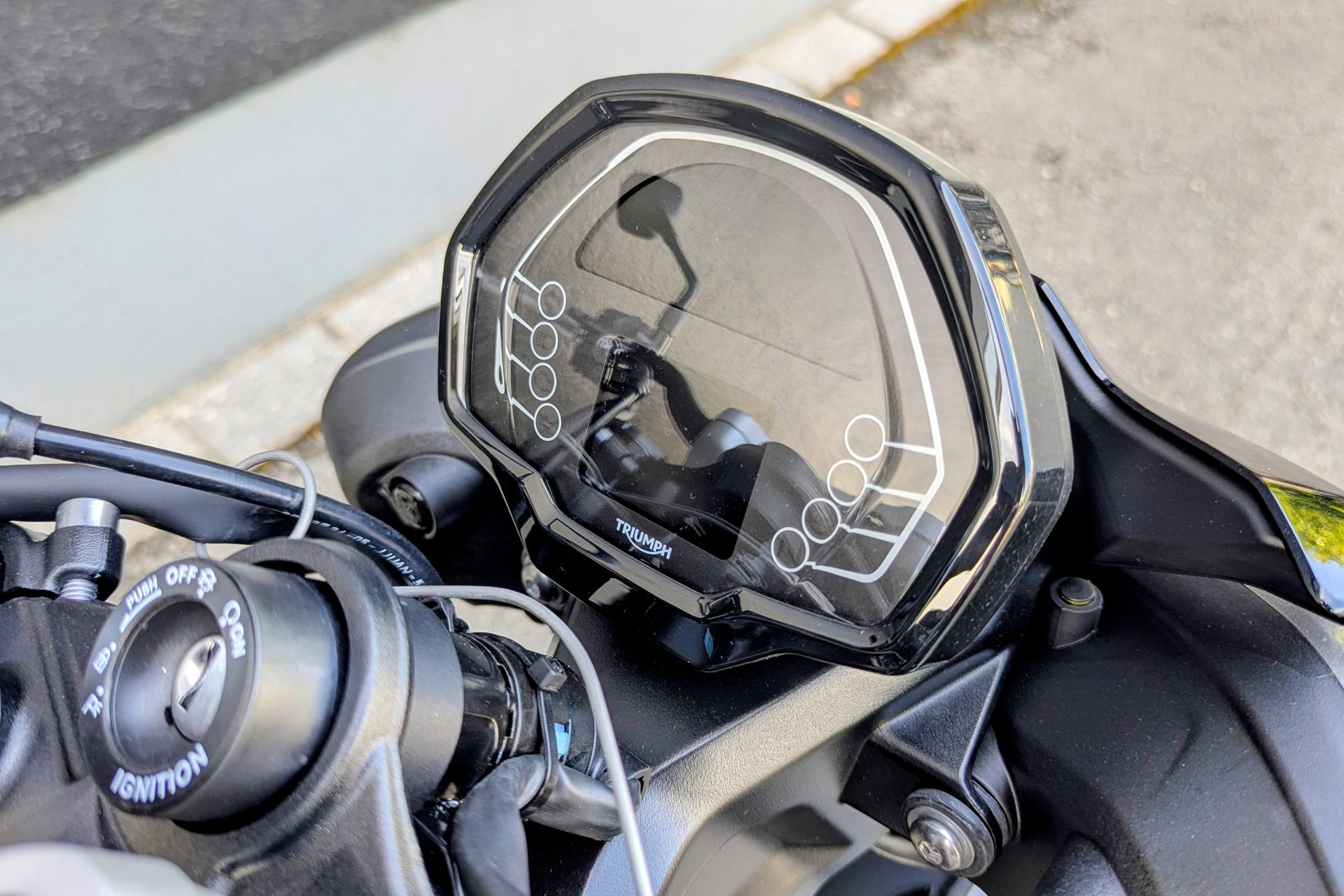 TRIUMPH Street Triple 765 R A2 (35kW)-image-7