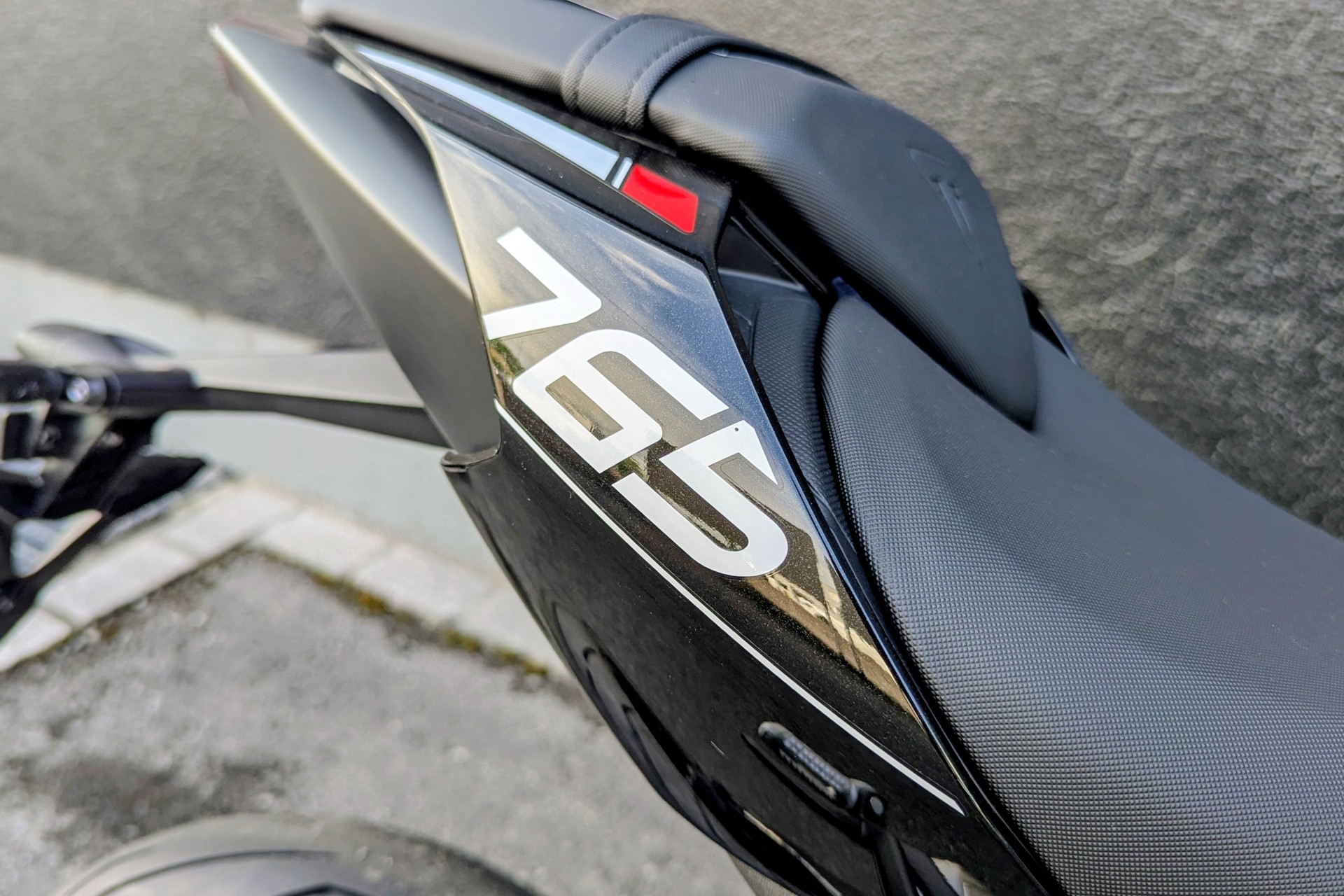 TRIUMPH Street Triple 765 R A2 (35kW)-image-8