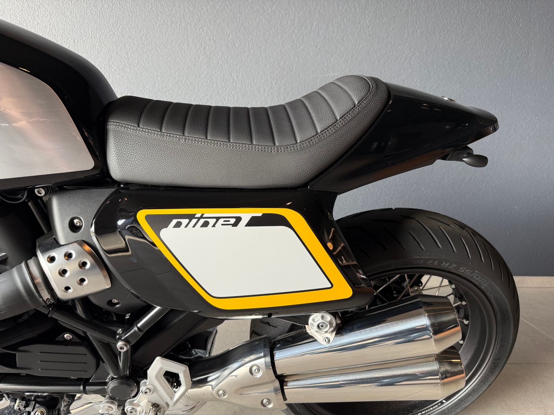BMW R 12 nine T-image-6