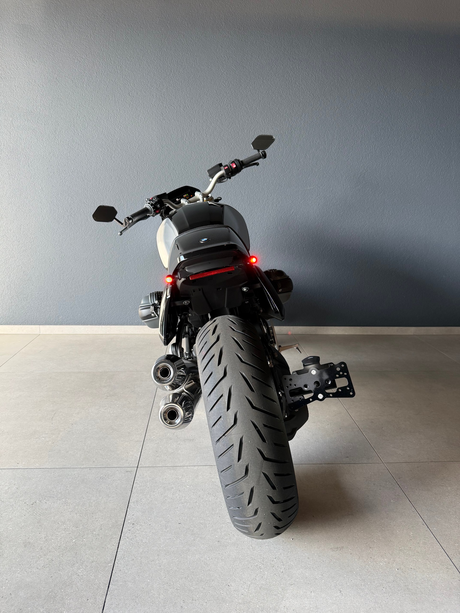 BMW R 12 nine T-image-4