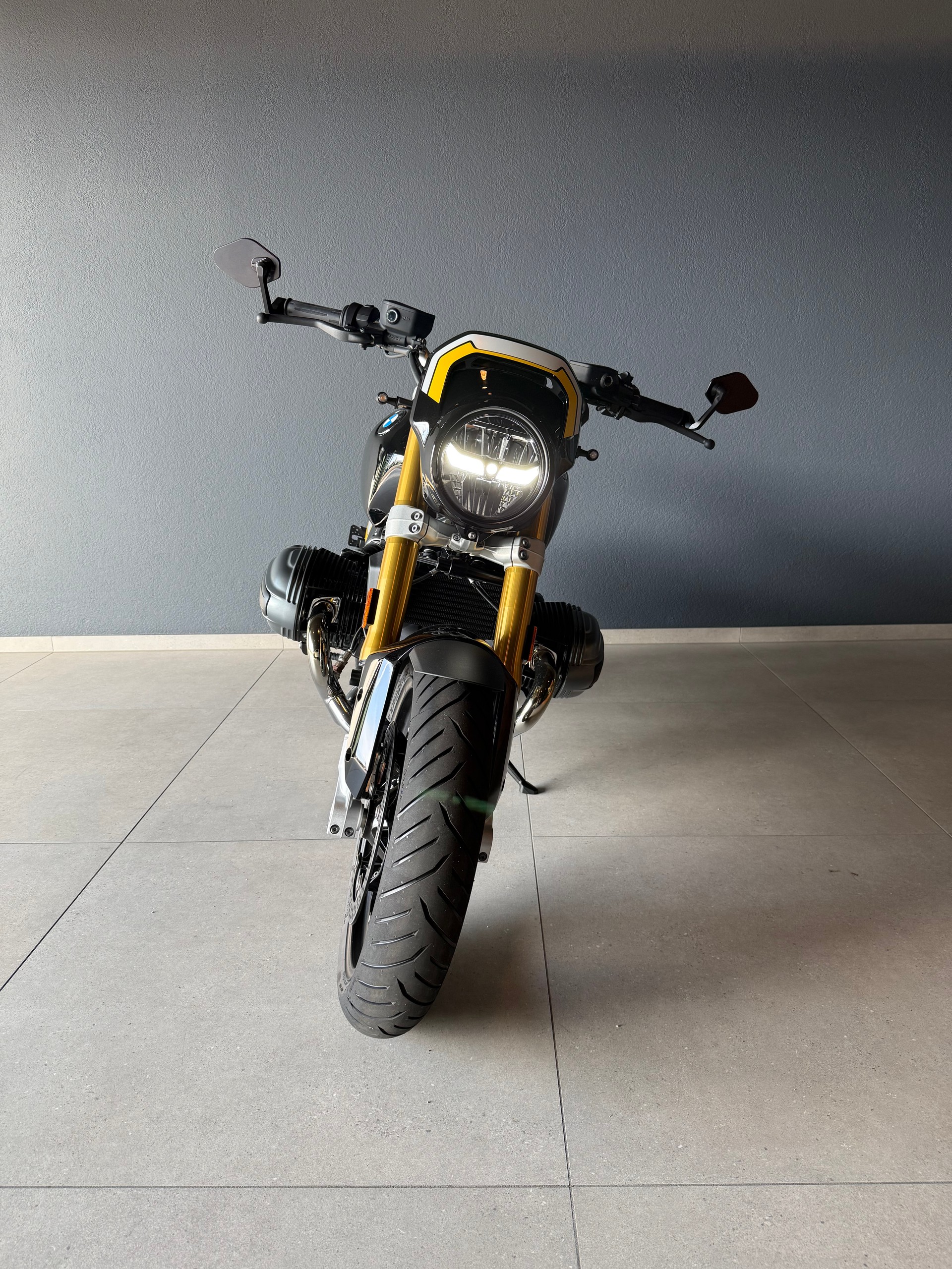BMW R 12 nine T-image-2