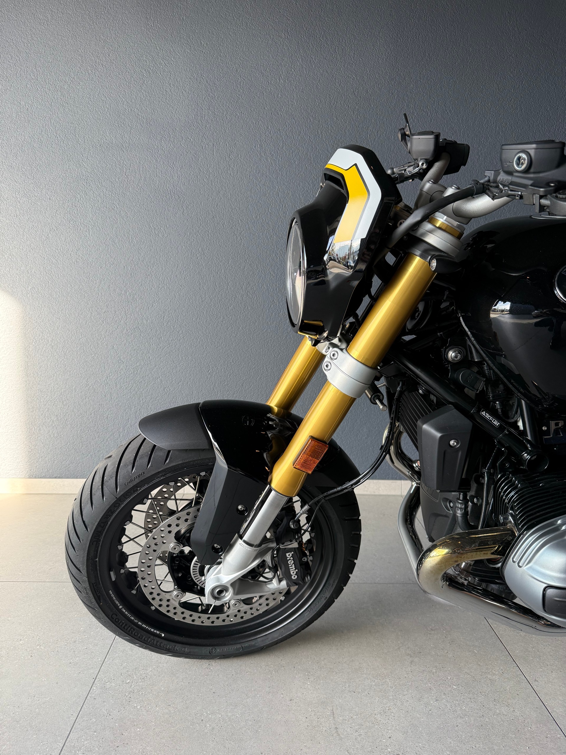 BMW R 12 nine T-image-5