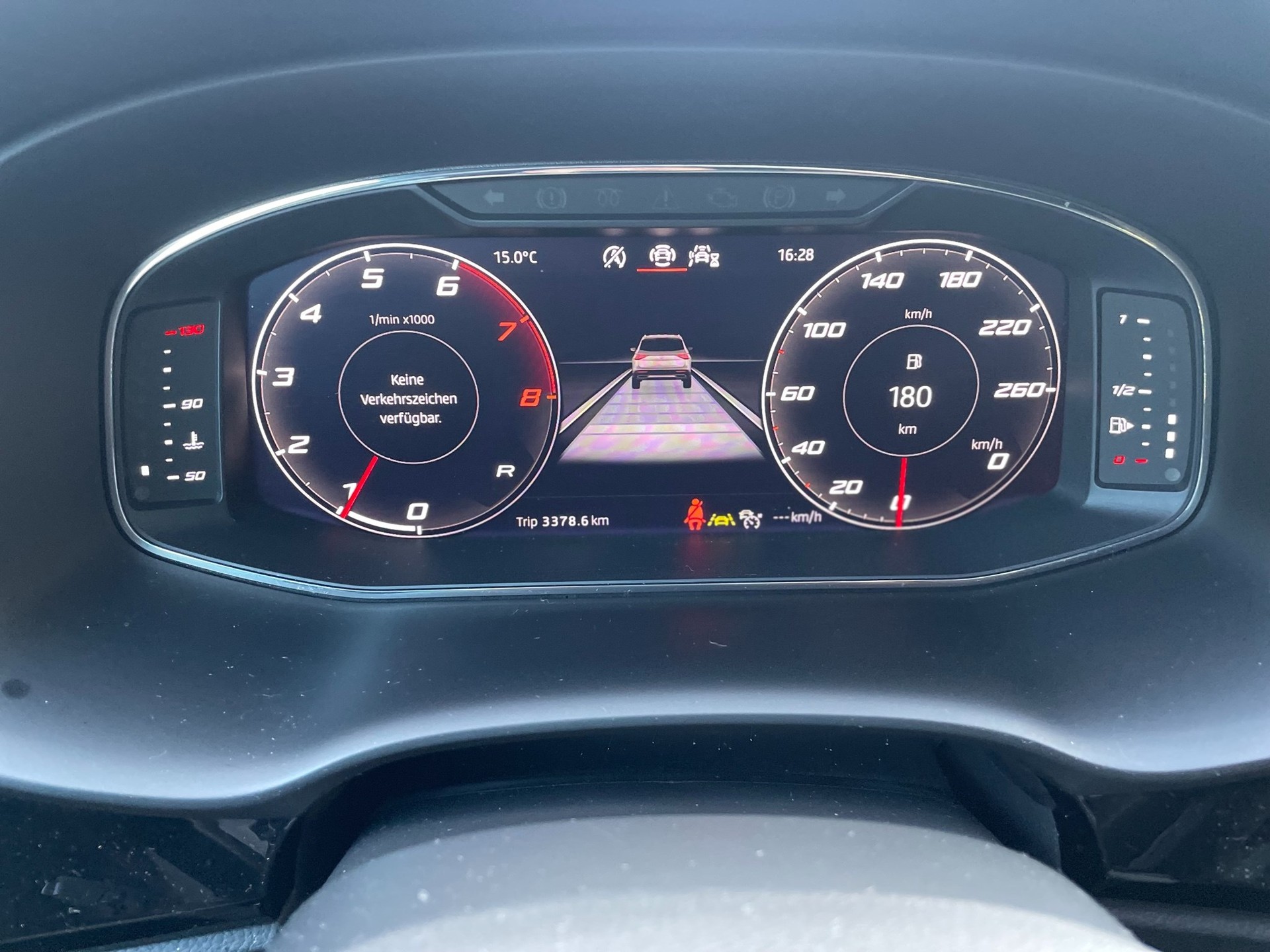 SEAT Ateca 1.5TSI EVO FR DSG-image-12