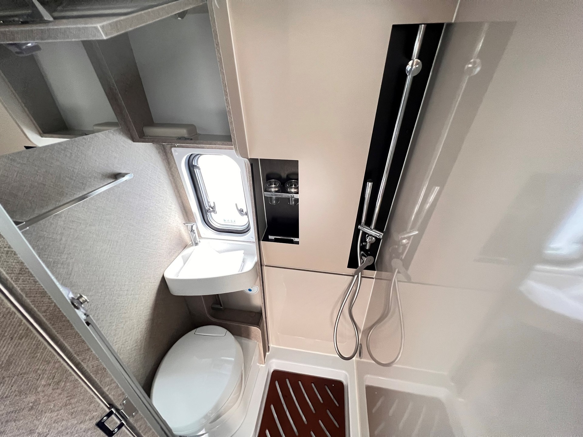 KARMANN Davis 590 Lifestlye-image-11