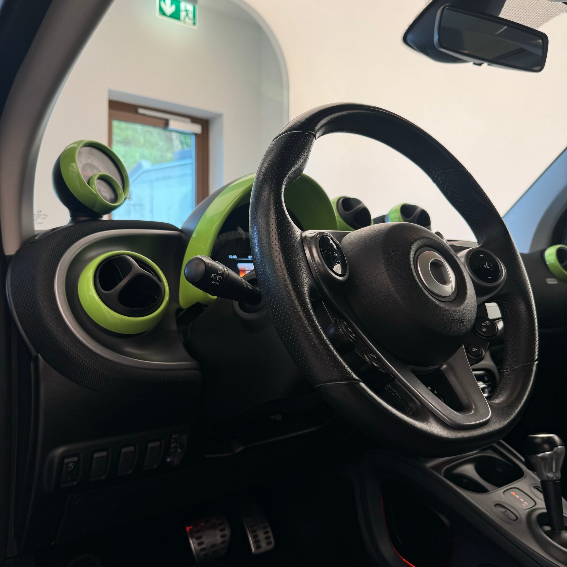 SMART fortwo Brabus Edition twinmatic-image-13