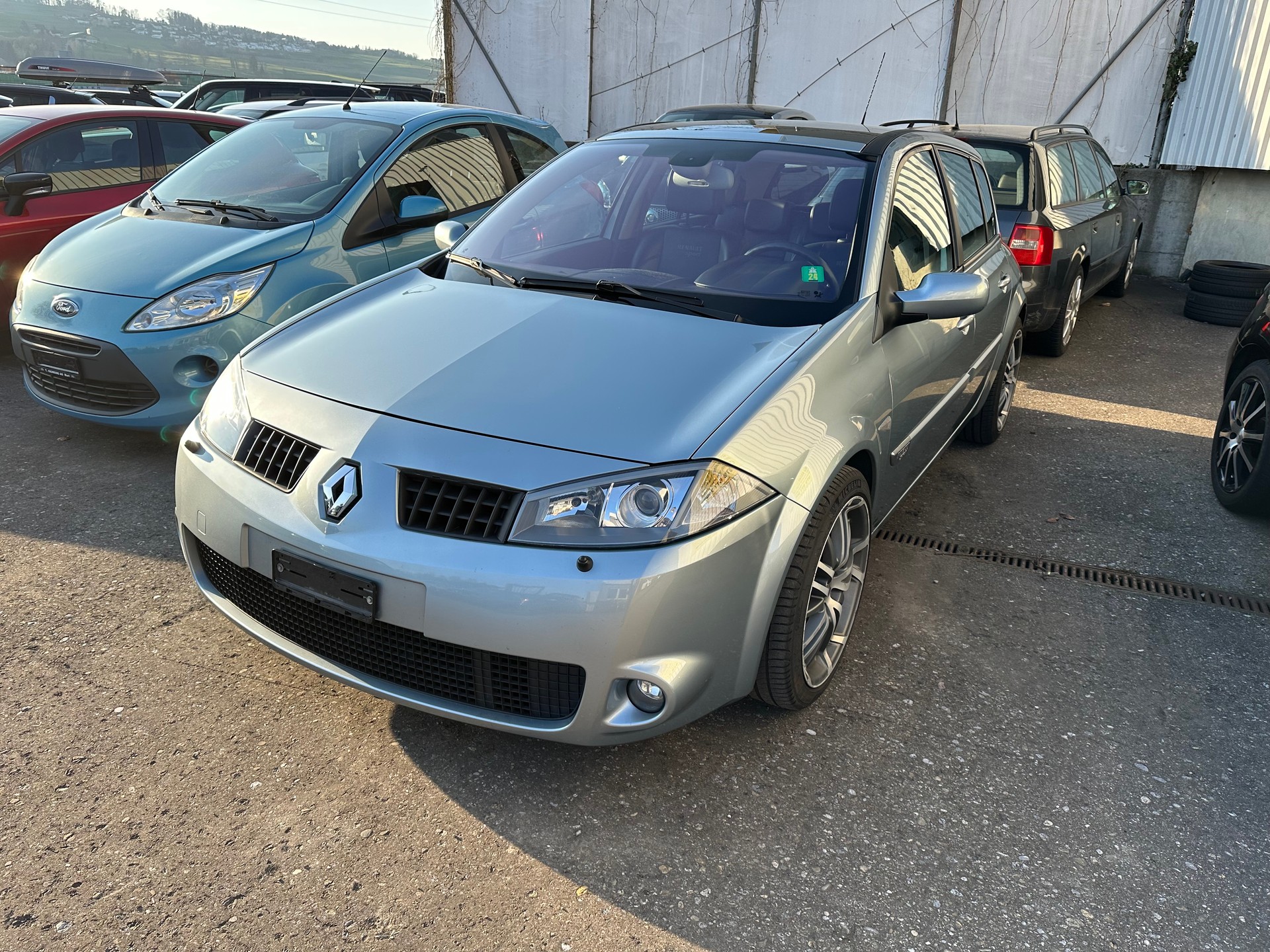 RENAULT Mégane 2.0 16V Turbo Sport-image-15