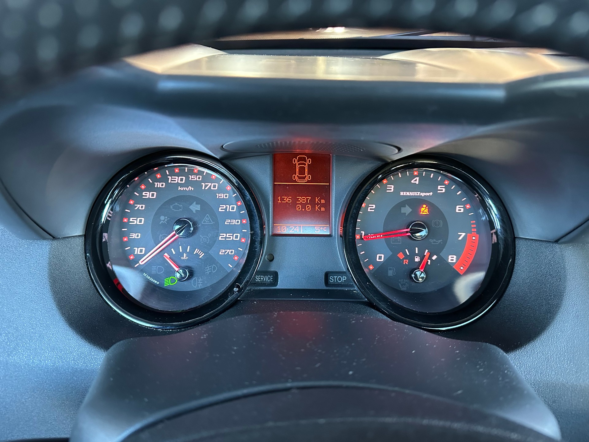 RENAULT Mégane 2.0 16V Turbo Sport-image-9