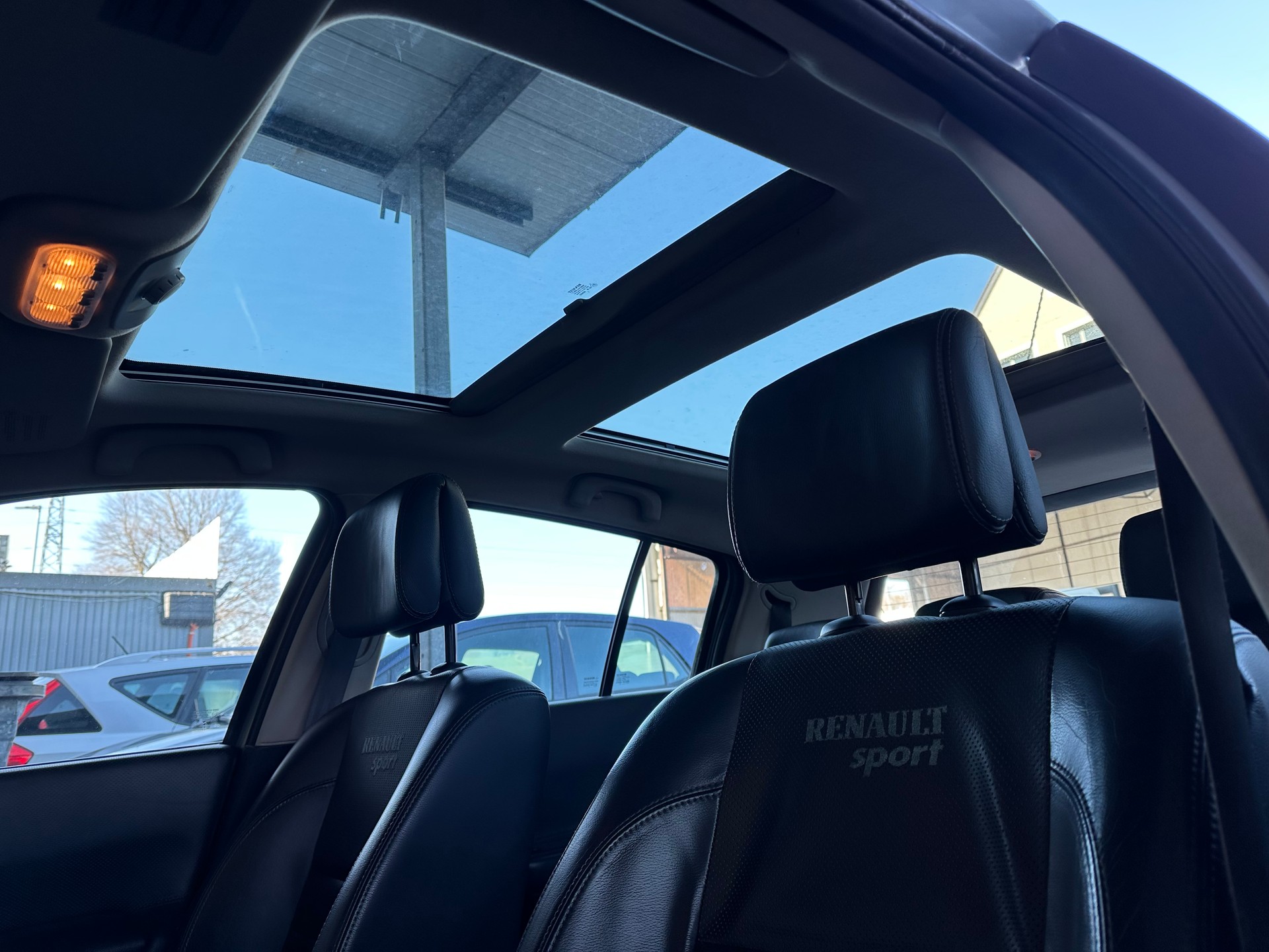RENAULT Mégane 2.0 16V Turbo Sport-image-10
