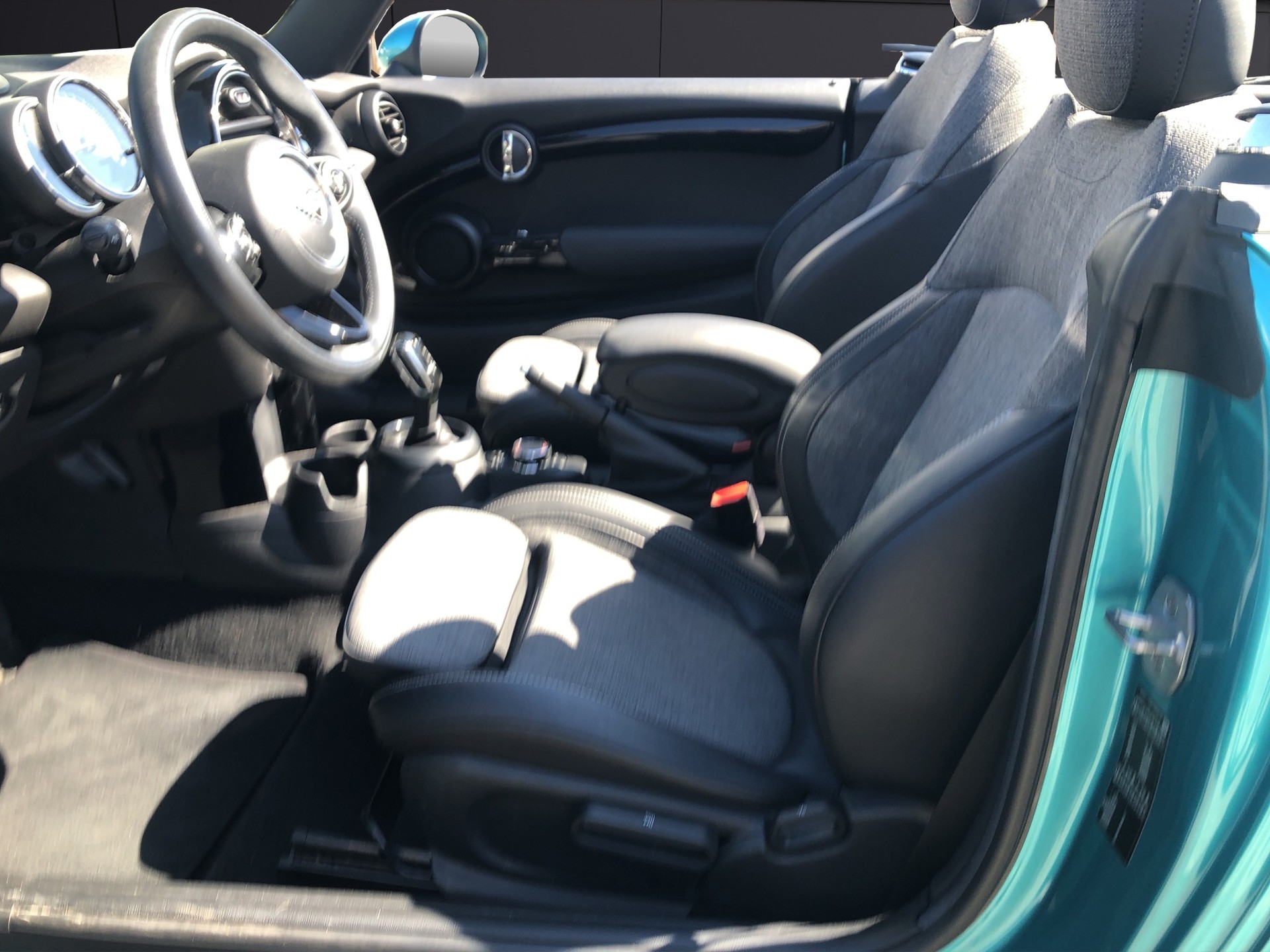 MINI Cooper Cabriolet DKG-image-7