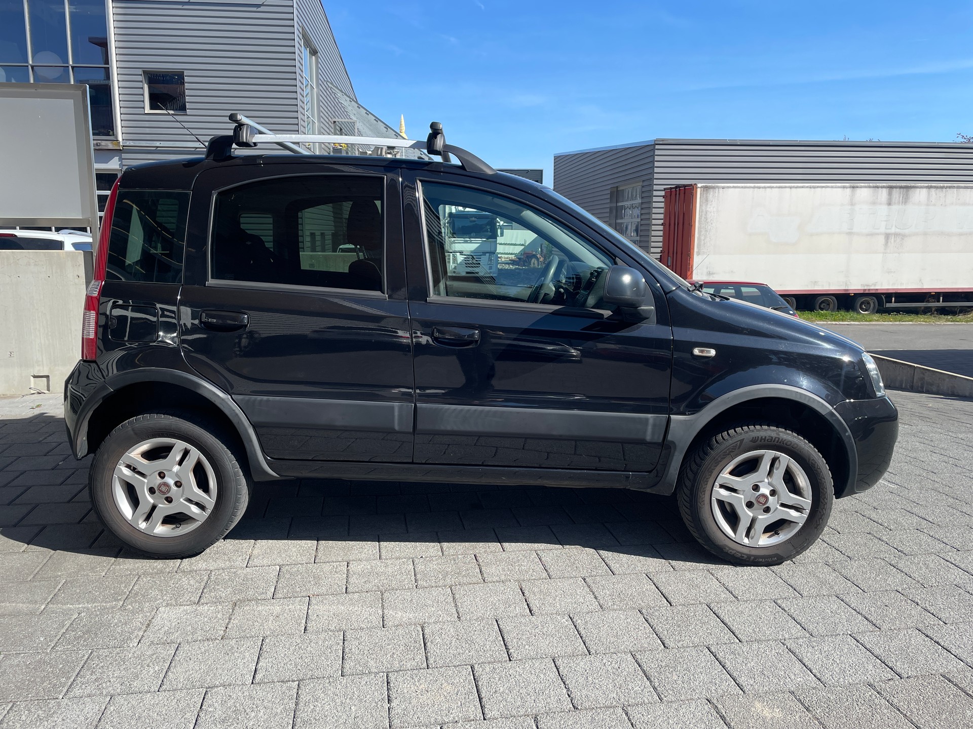 FIAT Panda 1.3 16V JTD Cross 4x4-image-4