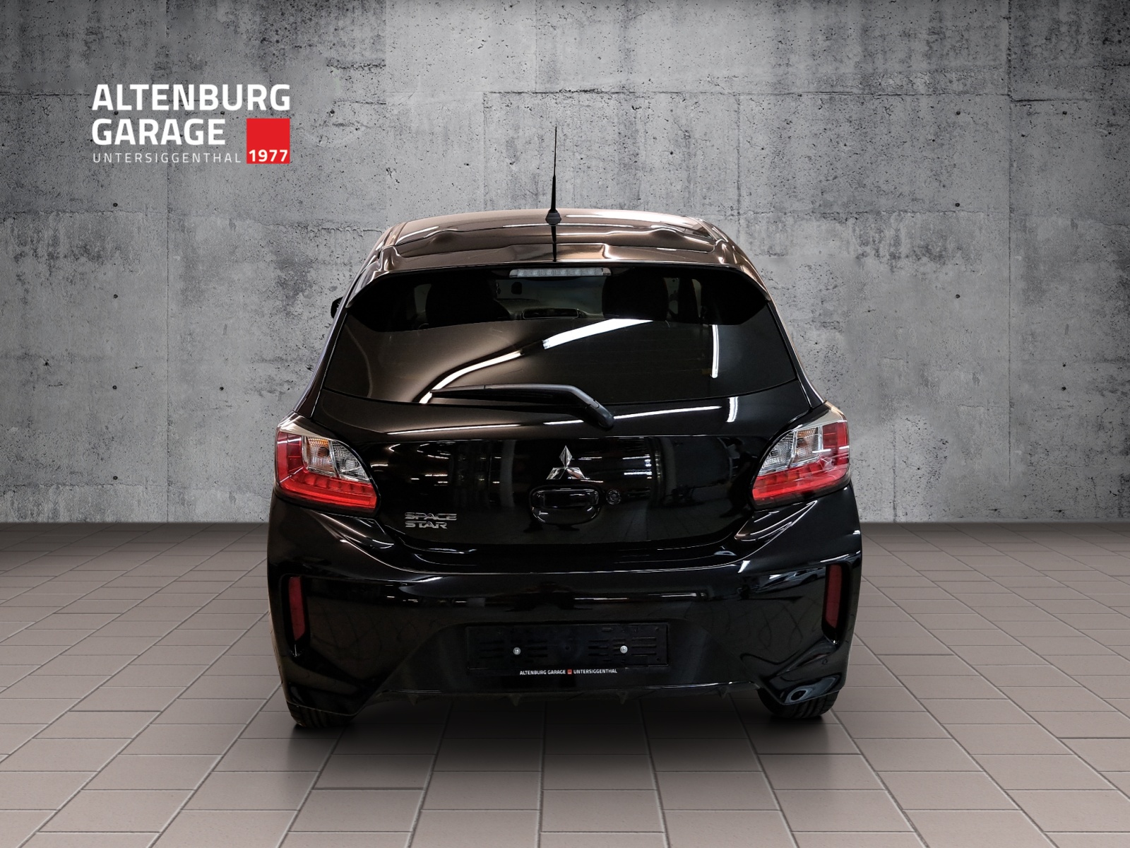 MITSUBISHI Space Star 1.2 MIVEC Intense+ CVT-showroom-element-3