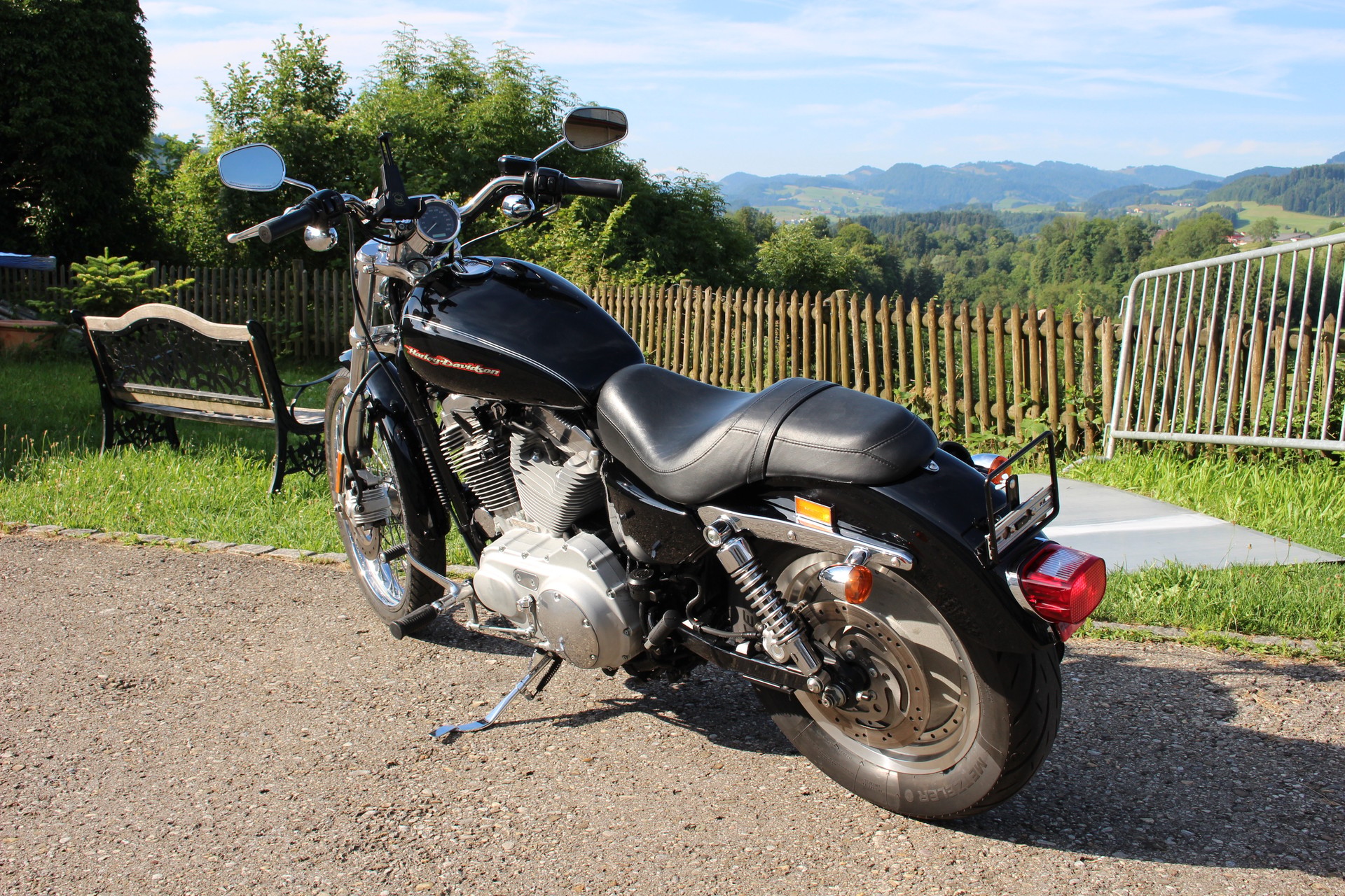 HARLEY-DAVIDSON XL 883 C Sportster Custom-image-3