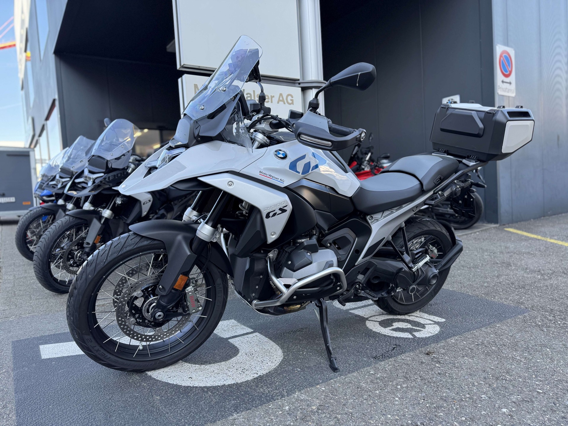 BMW R 1300 GS-image-0