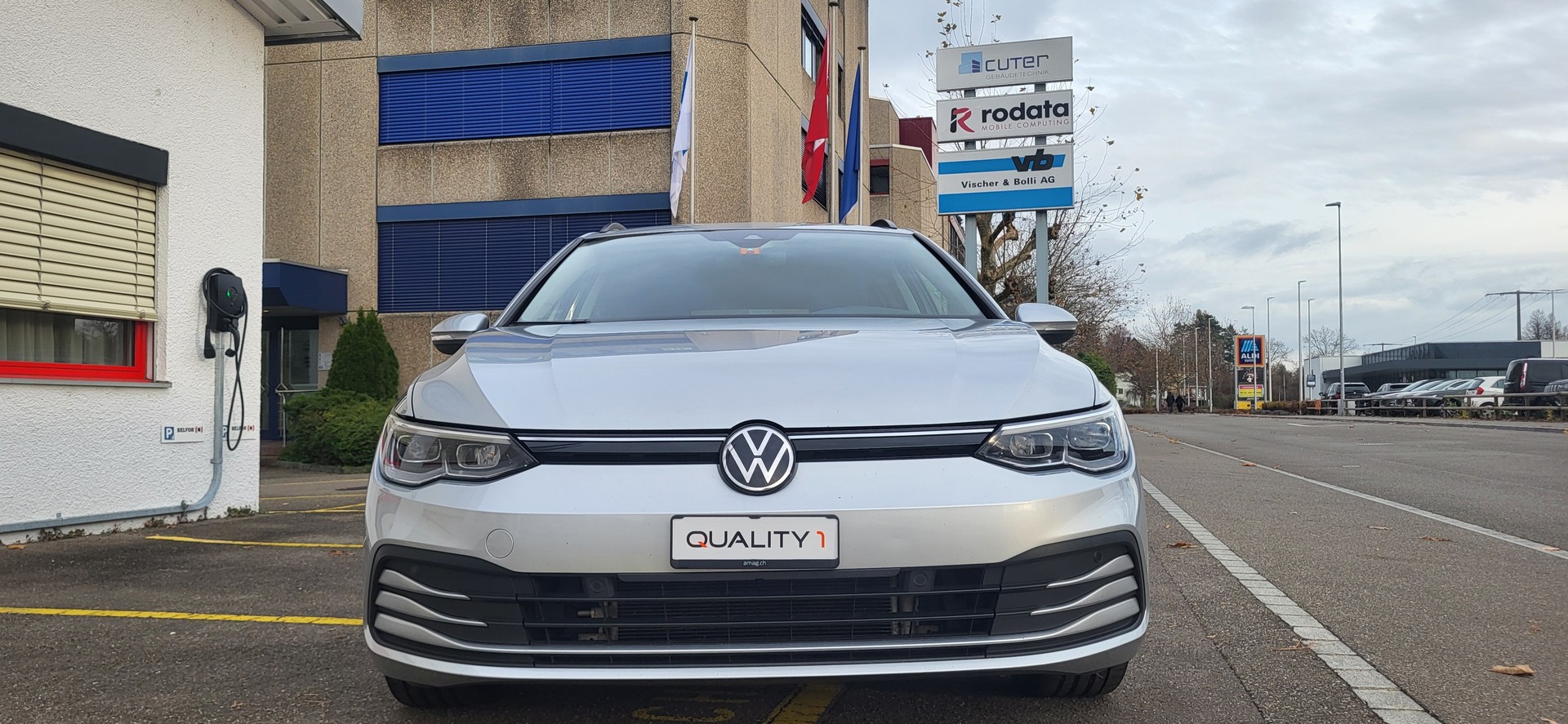 VW Golf Variant 2.0 TDI Life DSG