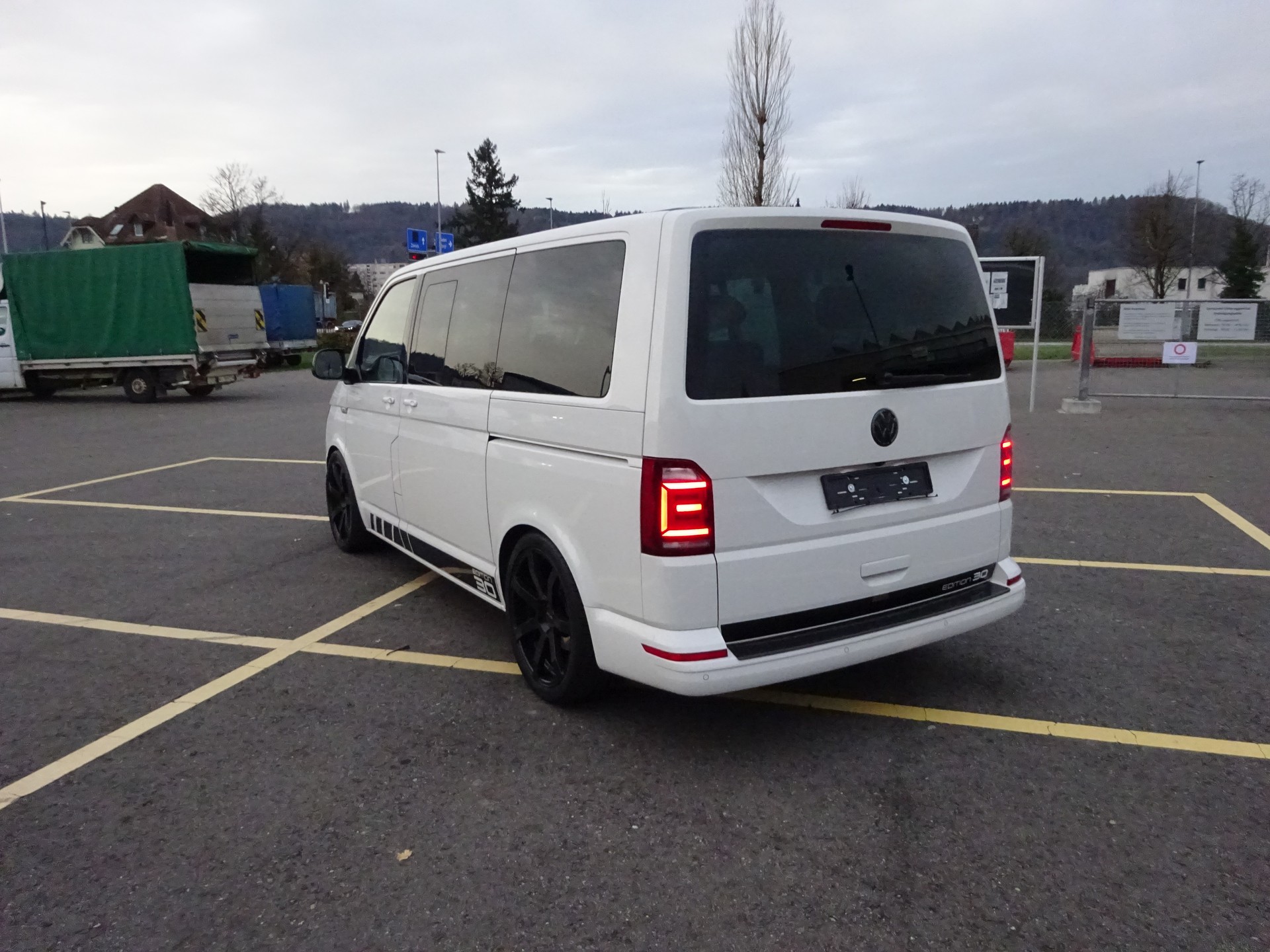 VW T6 Multivan 2.0 Bi-TDI Comfort. Gen. Six 4Mot. DSG-image-8