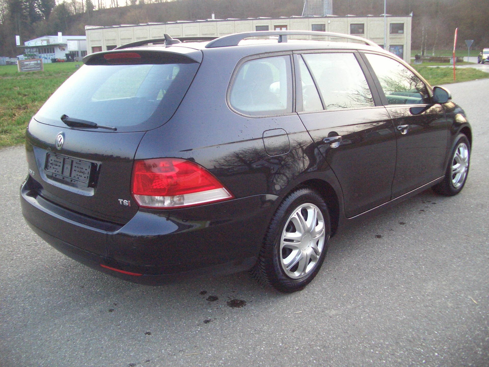 VW Golf Variant 1.4 TSI Trendline-image-1