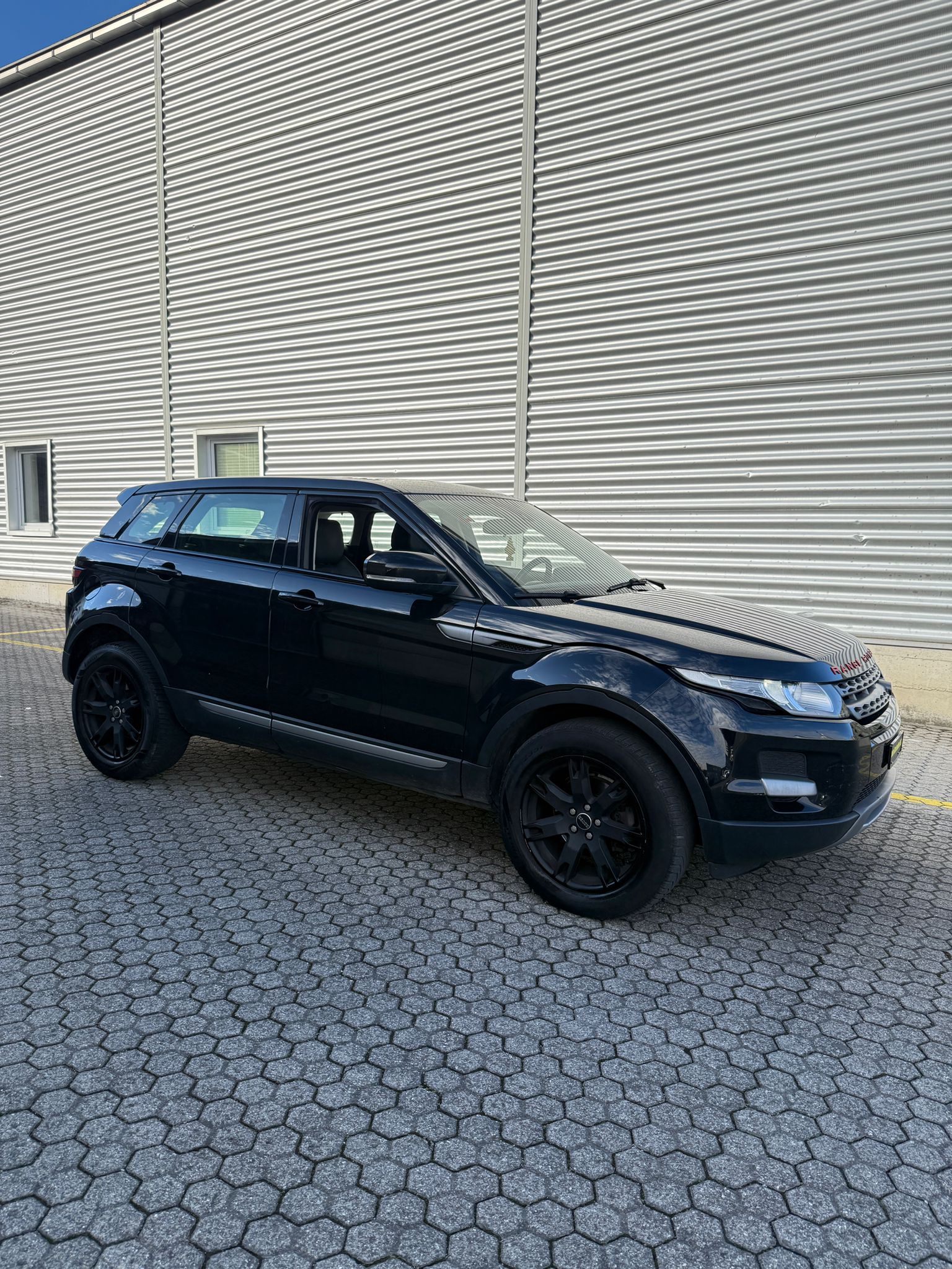 LAND ROVER Range Rover Evoque 2.2 TD4-image-5