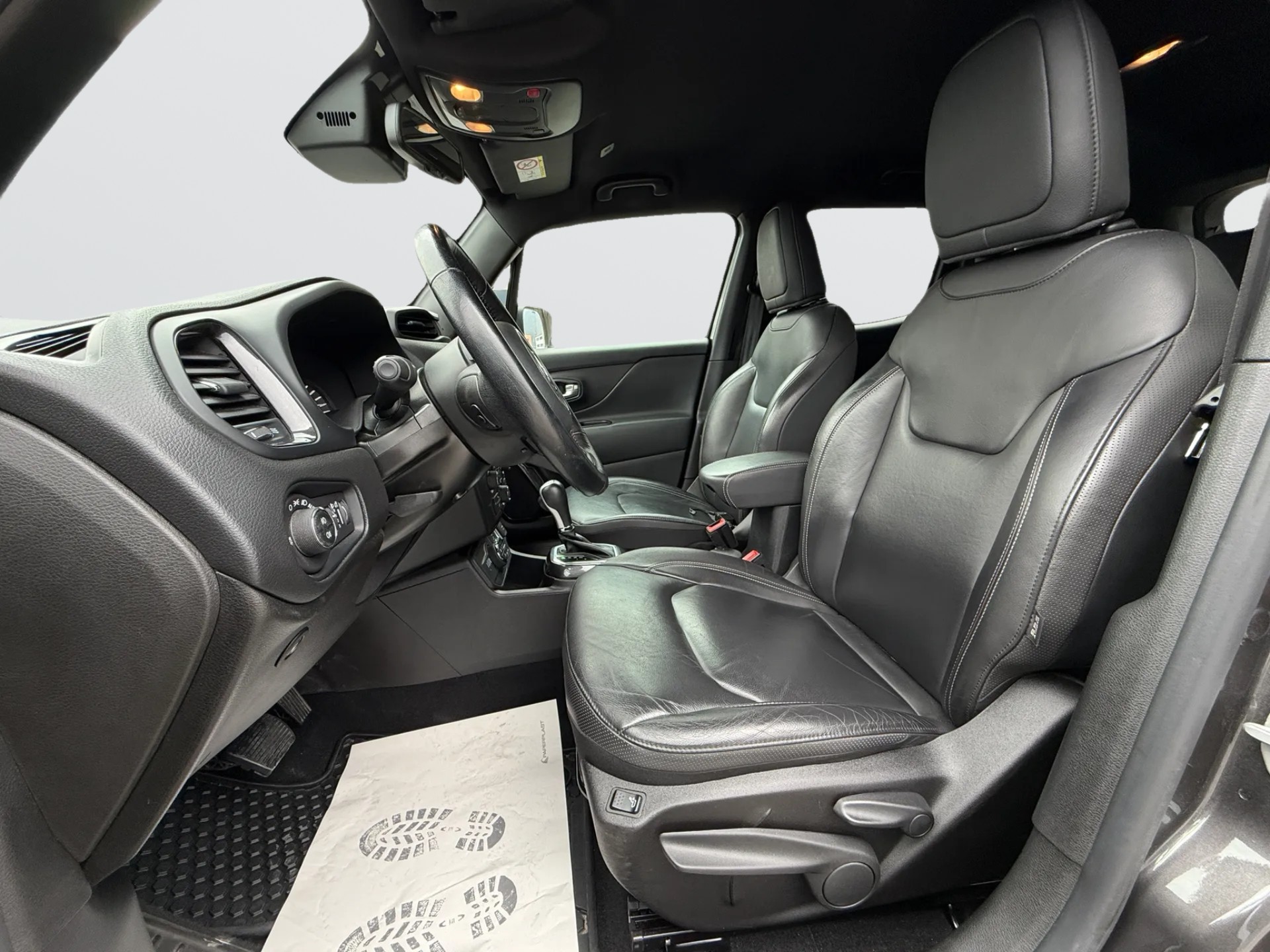 JEEP Renegade 1.3 T PHEV S AWD-image-9