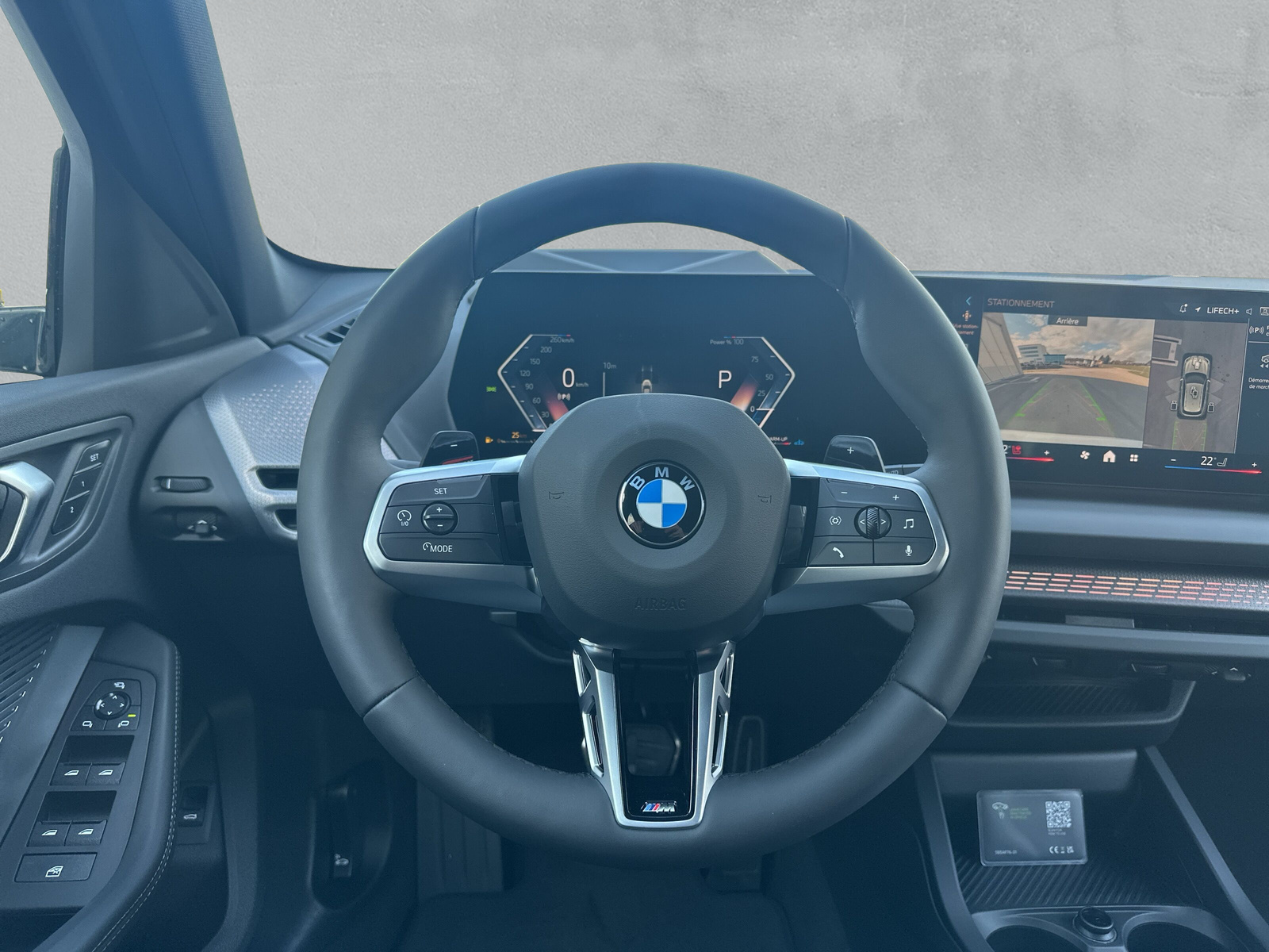 BMW 123 xDrive M Sport Pro Steptronic-image-15