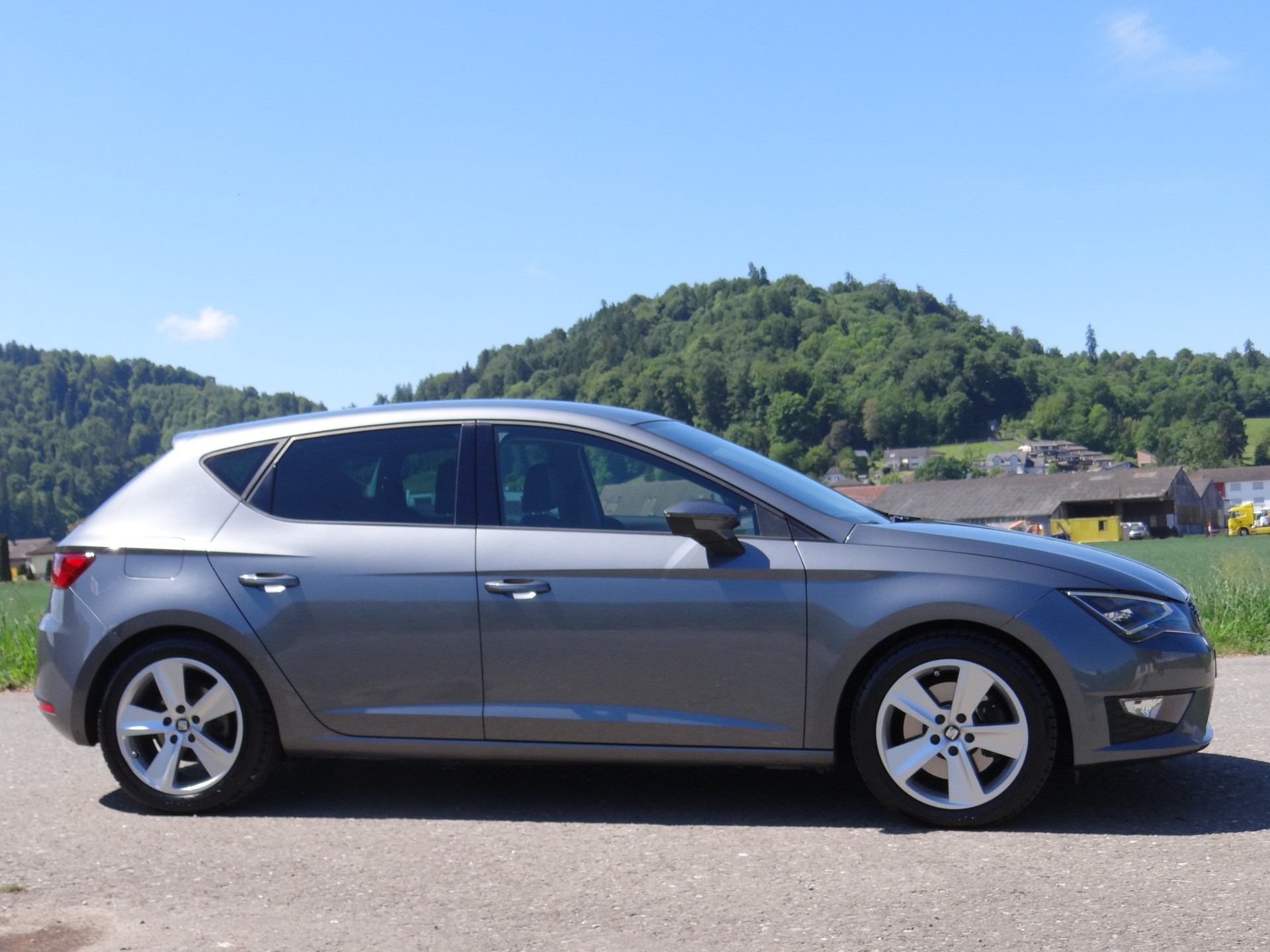 SEAT Leon 2.0 TDI FR-image-4
