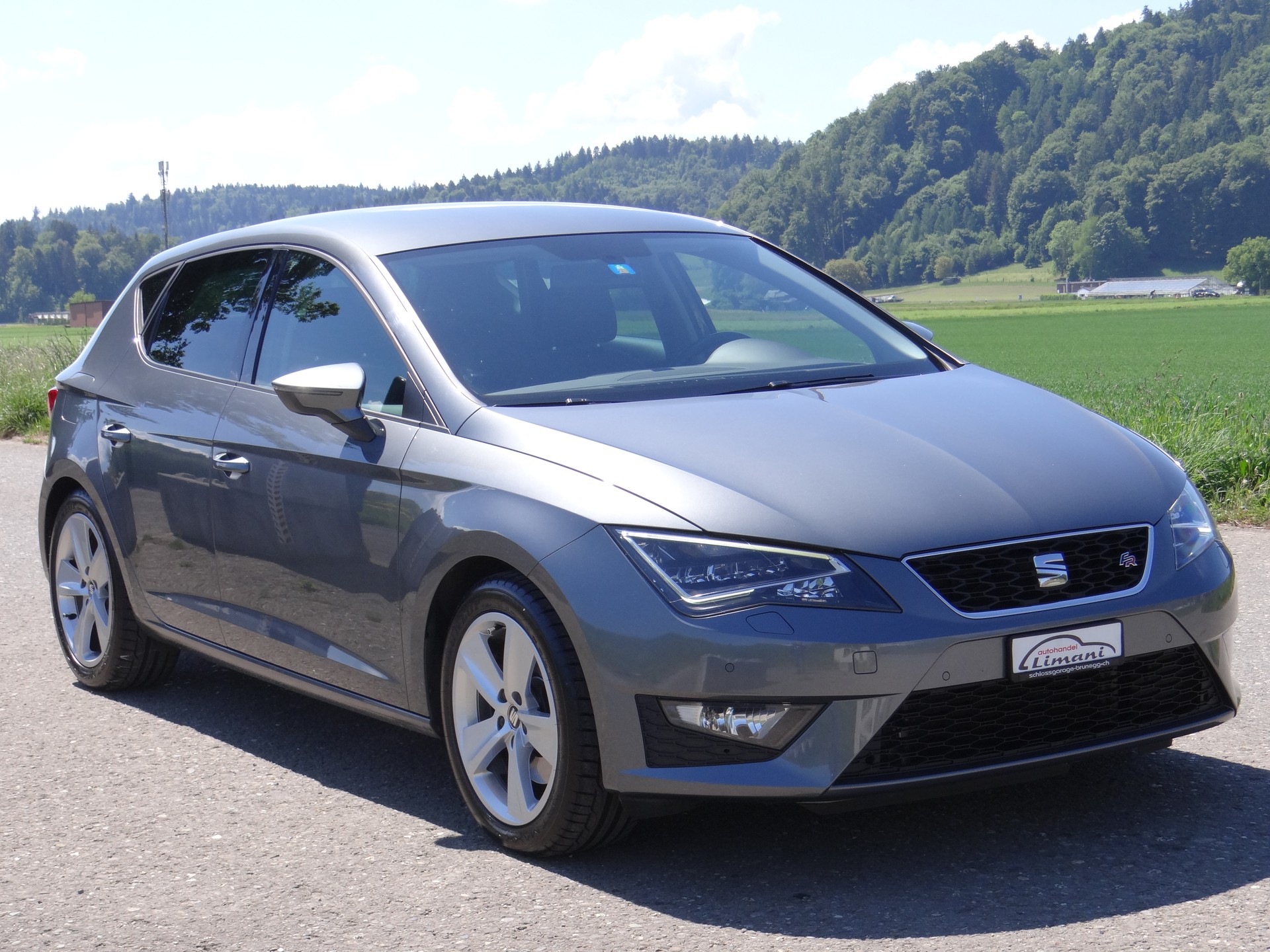SEAT Leon 2.0 TDI FR-showroom-element-3