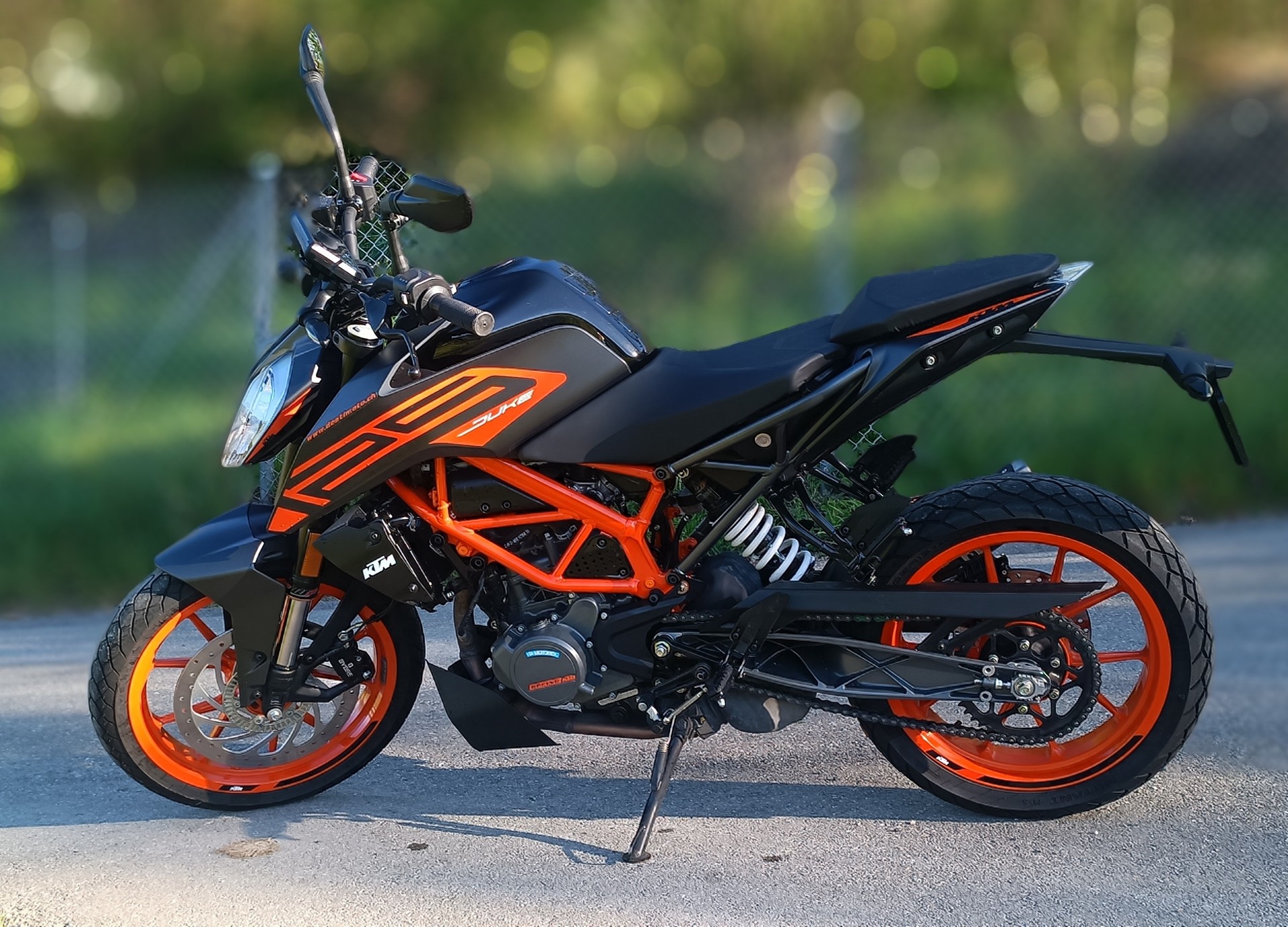 KTM 125 Duke-image-0