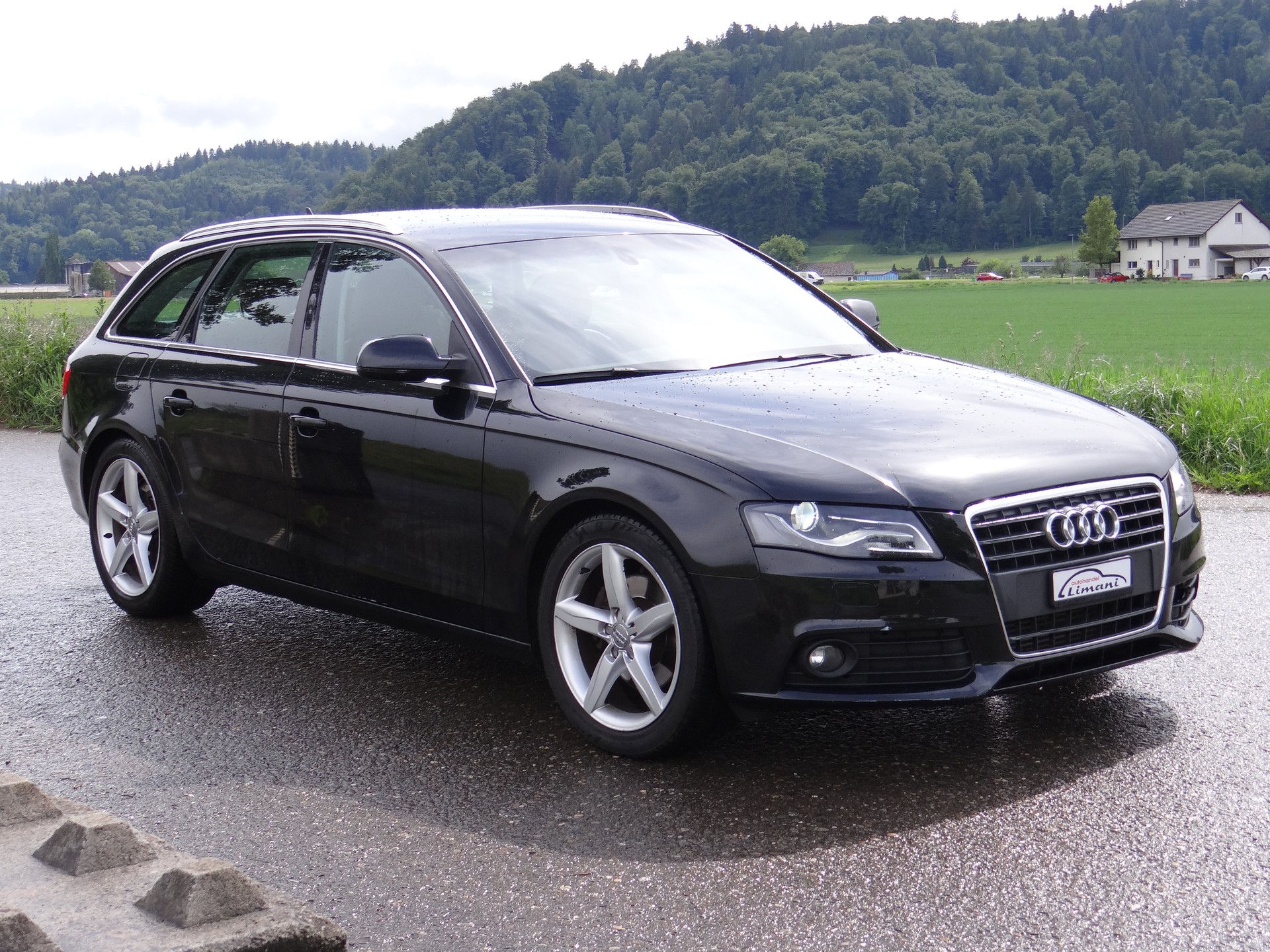 AUDI A4 Avant 2.0 TDI multitronic-showroom-element-3