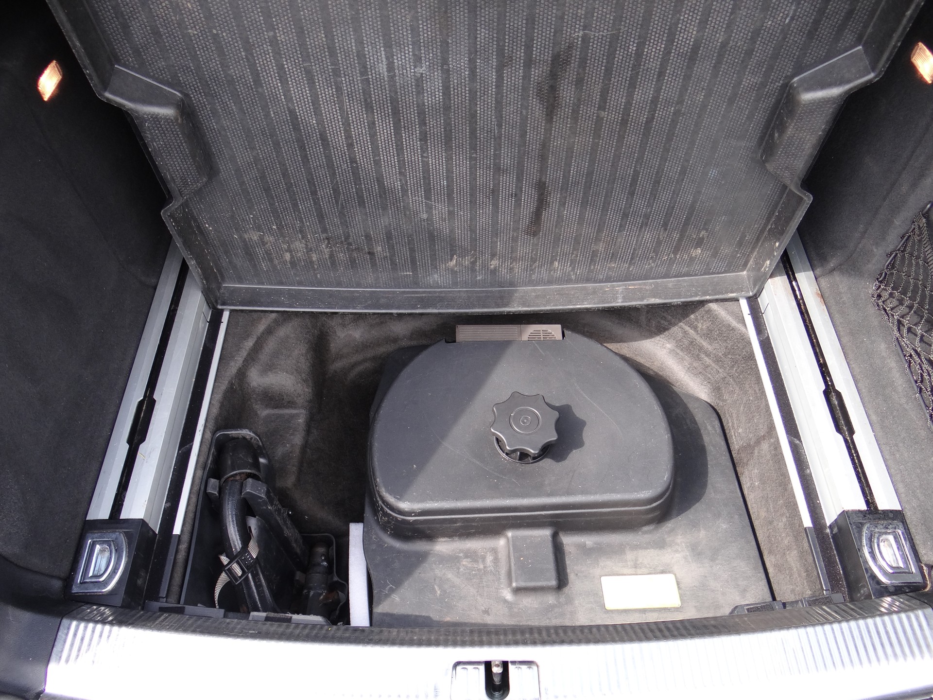 AUDI A4 Avant 2.0 TDI multitronic-image-13