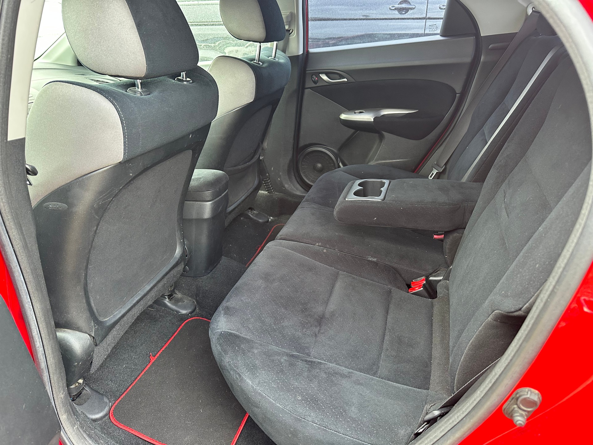 HONDA Civic 1.8i Comfort-image-9