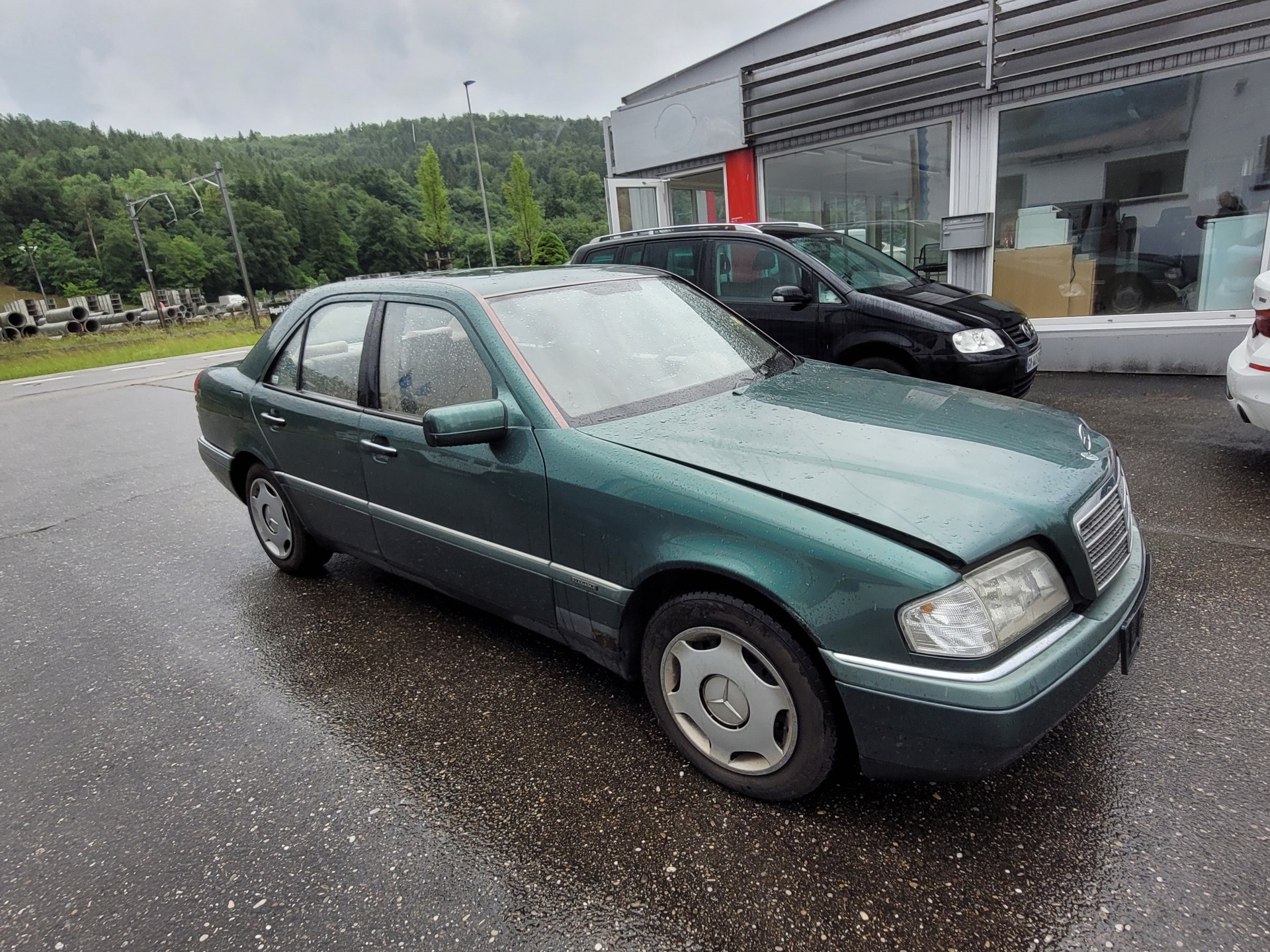 MERCEDES-BENZ C 200 Elégance-image-5