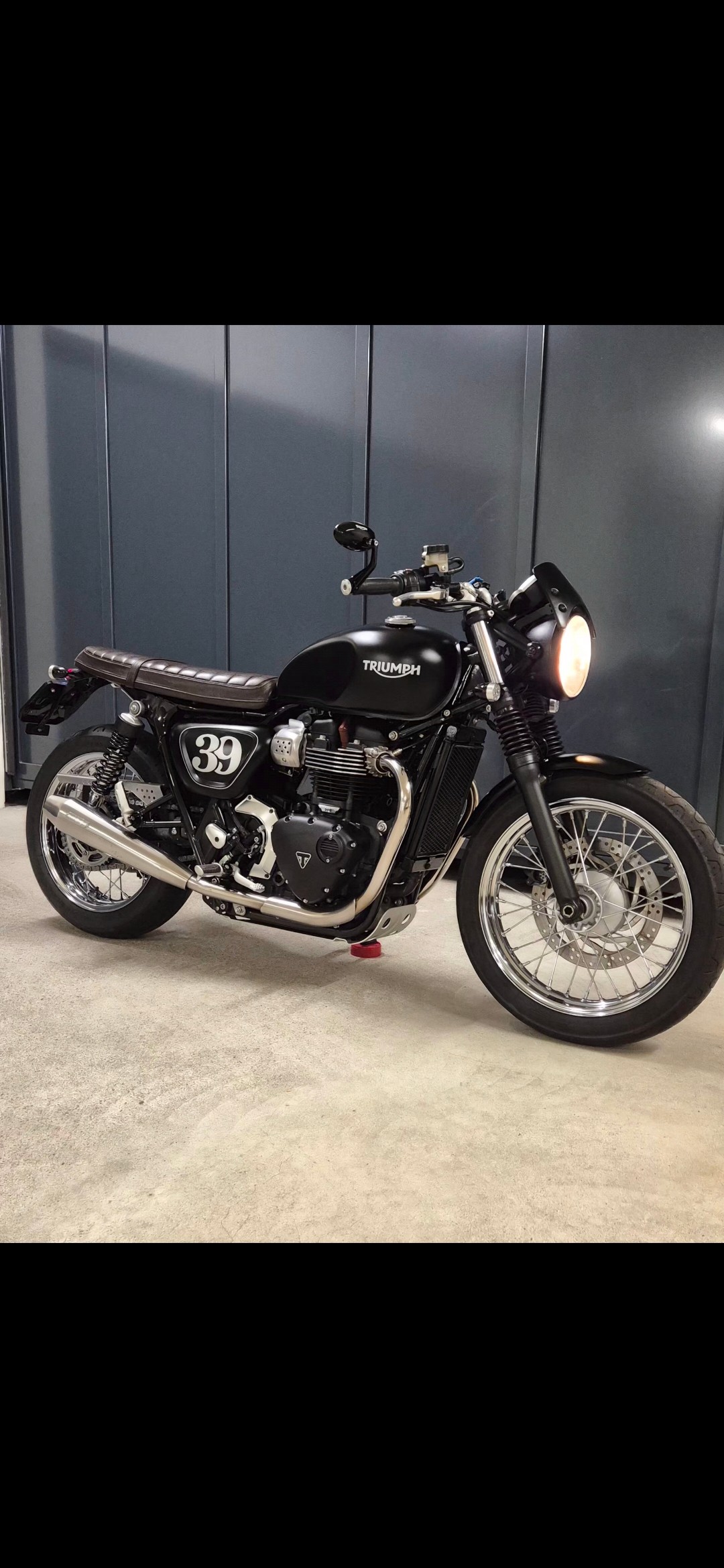 TRIUMPH Street Twin 900 i-image-1