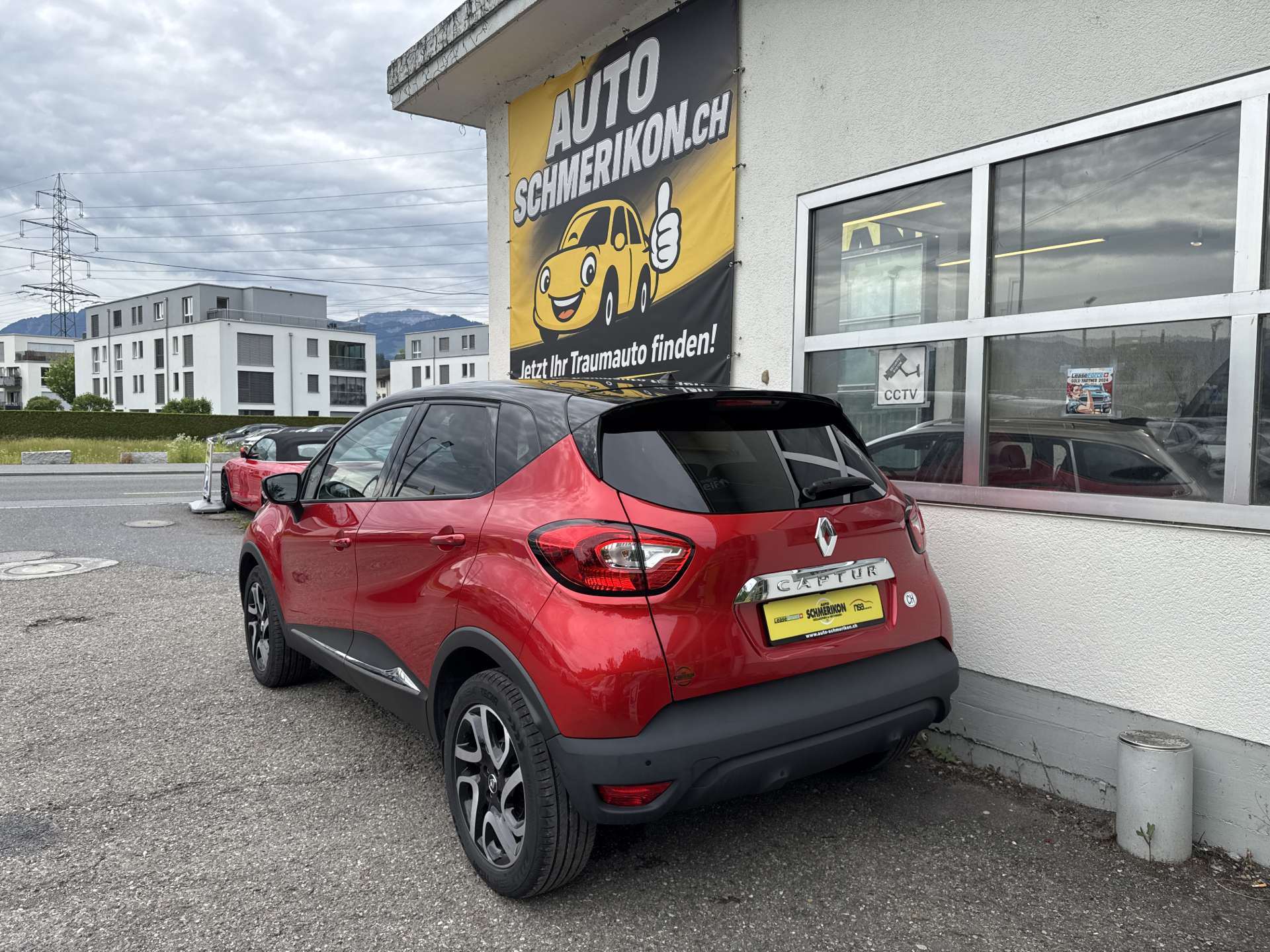 RENAULT Captur 1.2 T 16V Intens-image-2