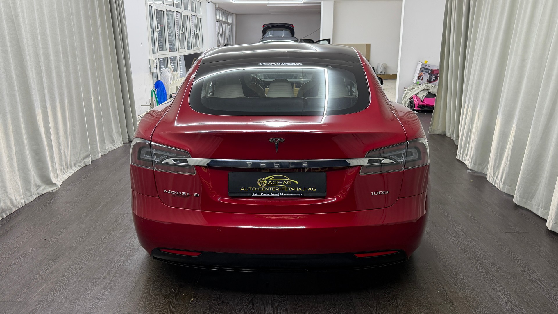 TESLA Model S 100 D-image-4