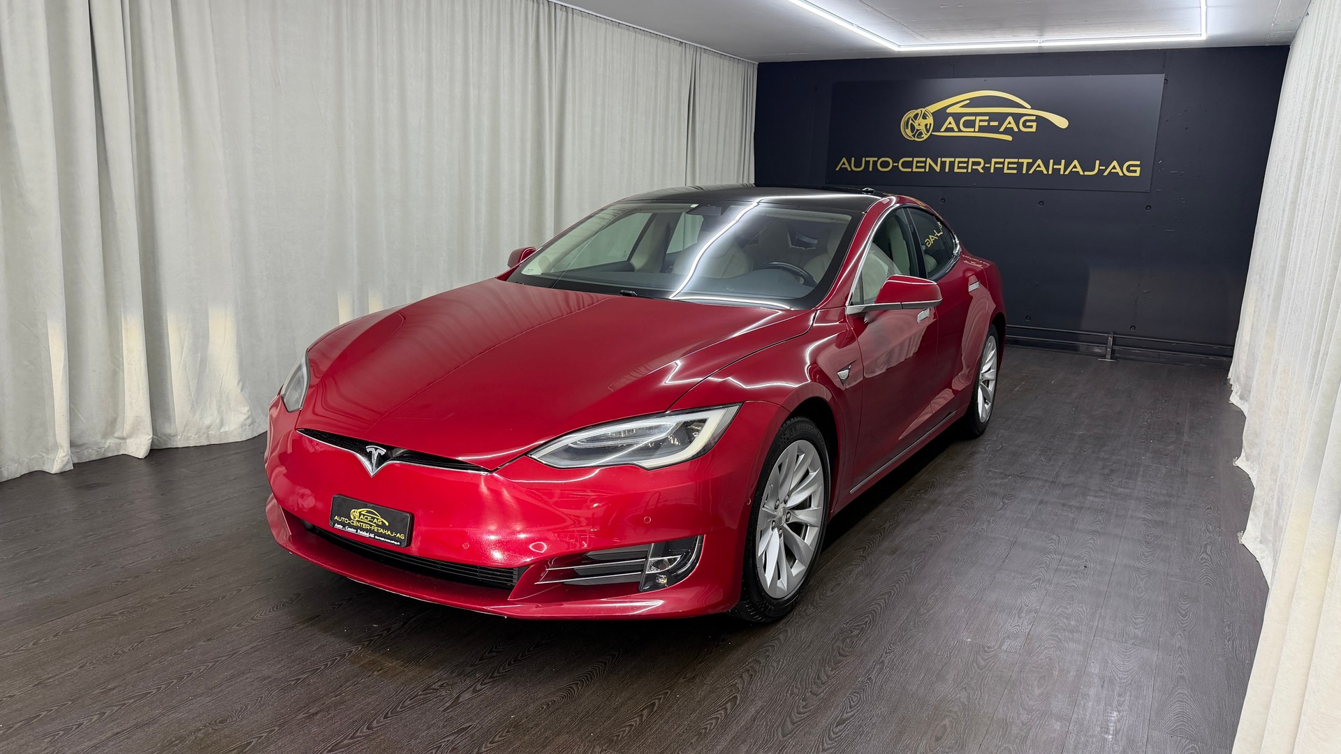 TESLA Model S 100 D