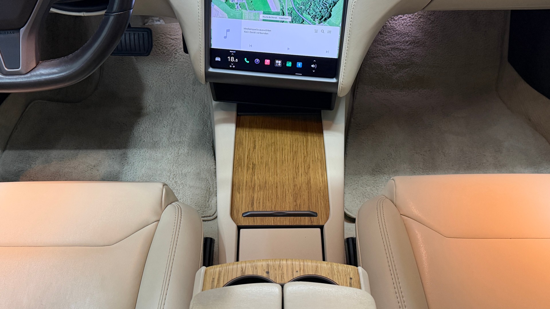 TESLA Model S 100 D-image-16