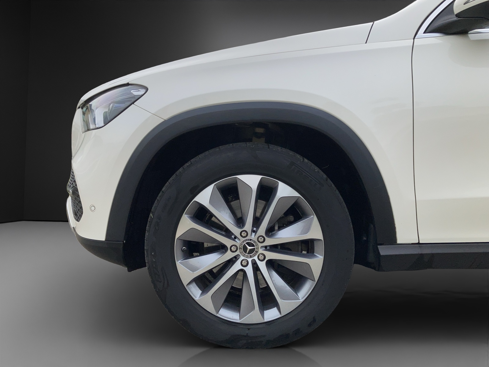 MERCEDES-BENZ GLE 400 d 4Matic-image-11