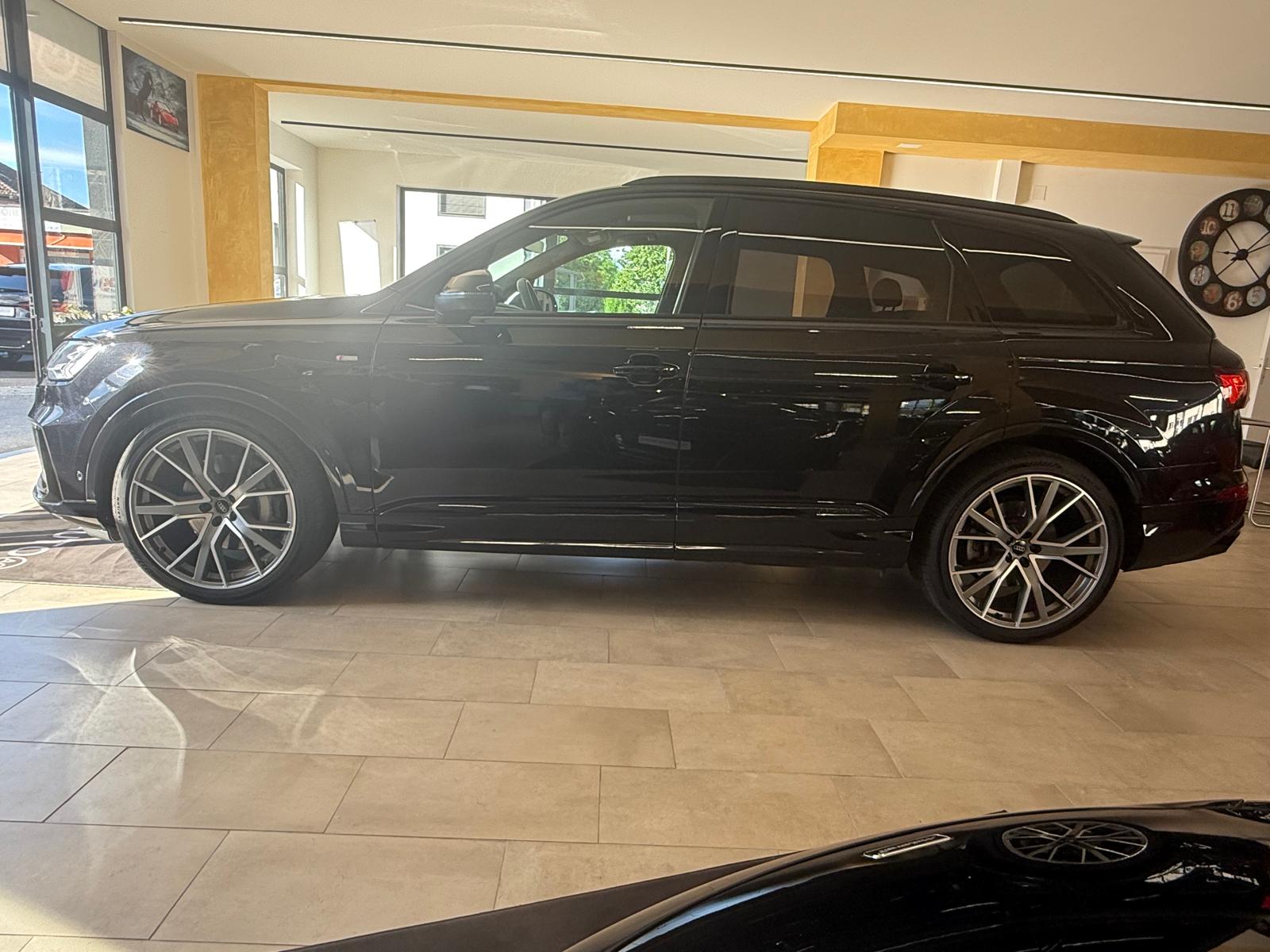AUDI Q7 50 TDI quattro S Line tiptronic-image-6